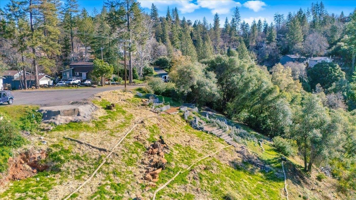 Detail Gallery Image 10 of 30 For 18835 Evergreen Dr, Tuolumne,  CA 95379 - – Beds | – Baths