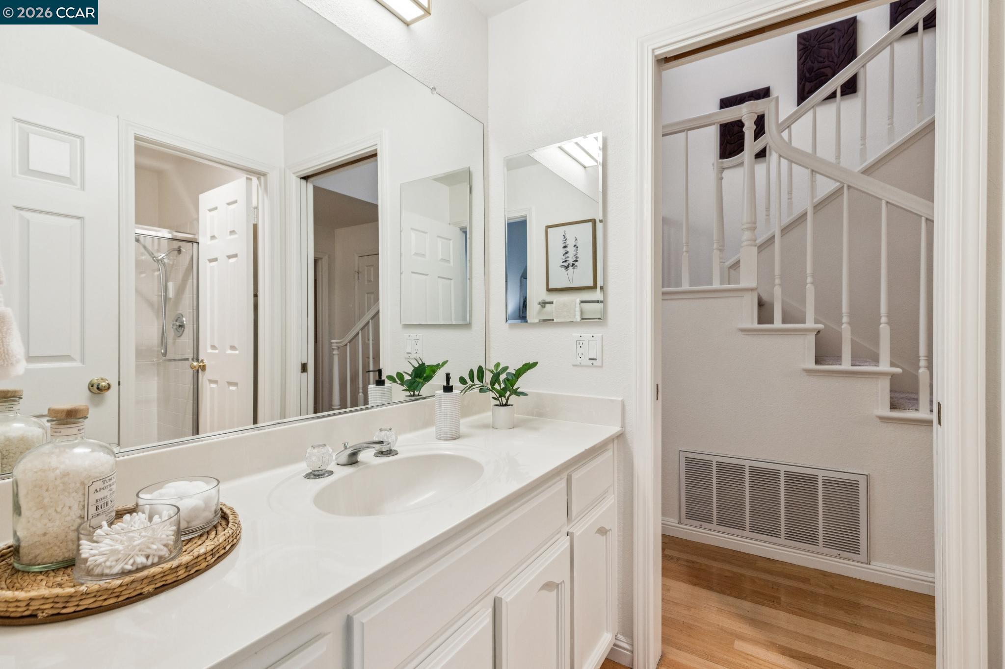 Detail Gallery Image 22 of 48 For 53 Paso Nogal Ct, Pleasant Hill,  CA 94553 - 4 Beds | 3 Baths