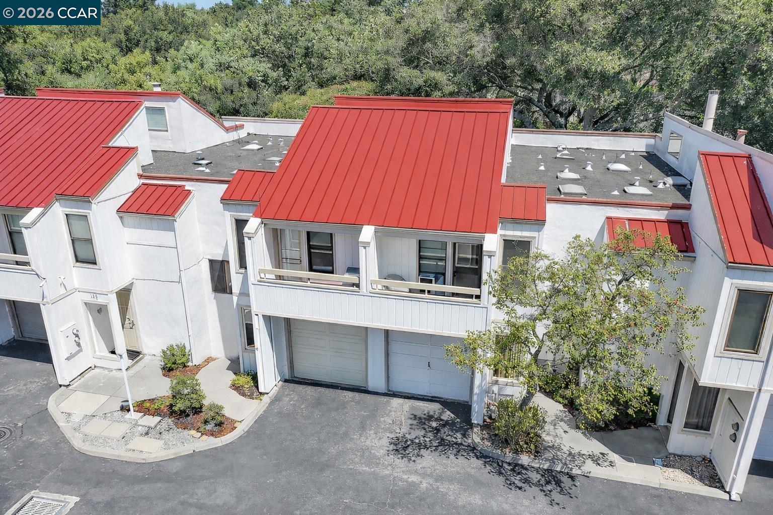 Detail Gallery Image 21 of 22 For 130 Creekside Ct, El Sobrante,  CA 94803 - 2 Beds | 2 Baths