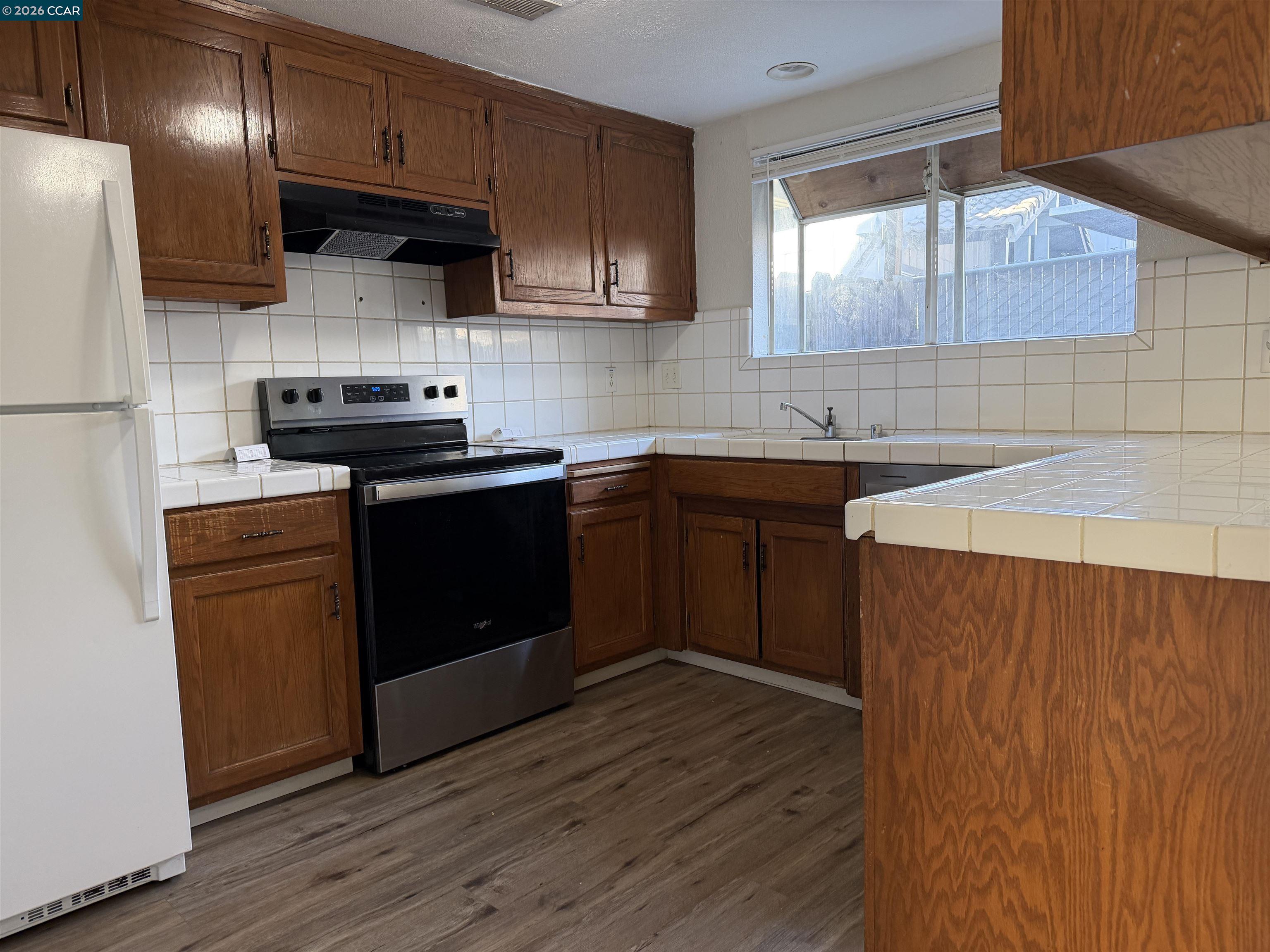 Detail Gallery Image 7 of 23 For 1648 W North Bear Creek Dr, Merced,  CA 95348 - 2 Beds | 1/1 Baths