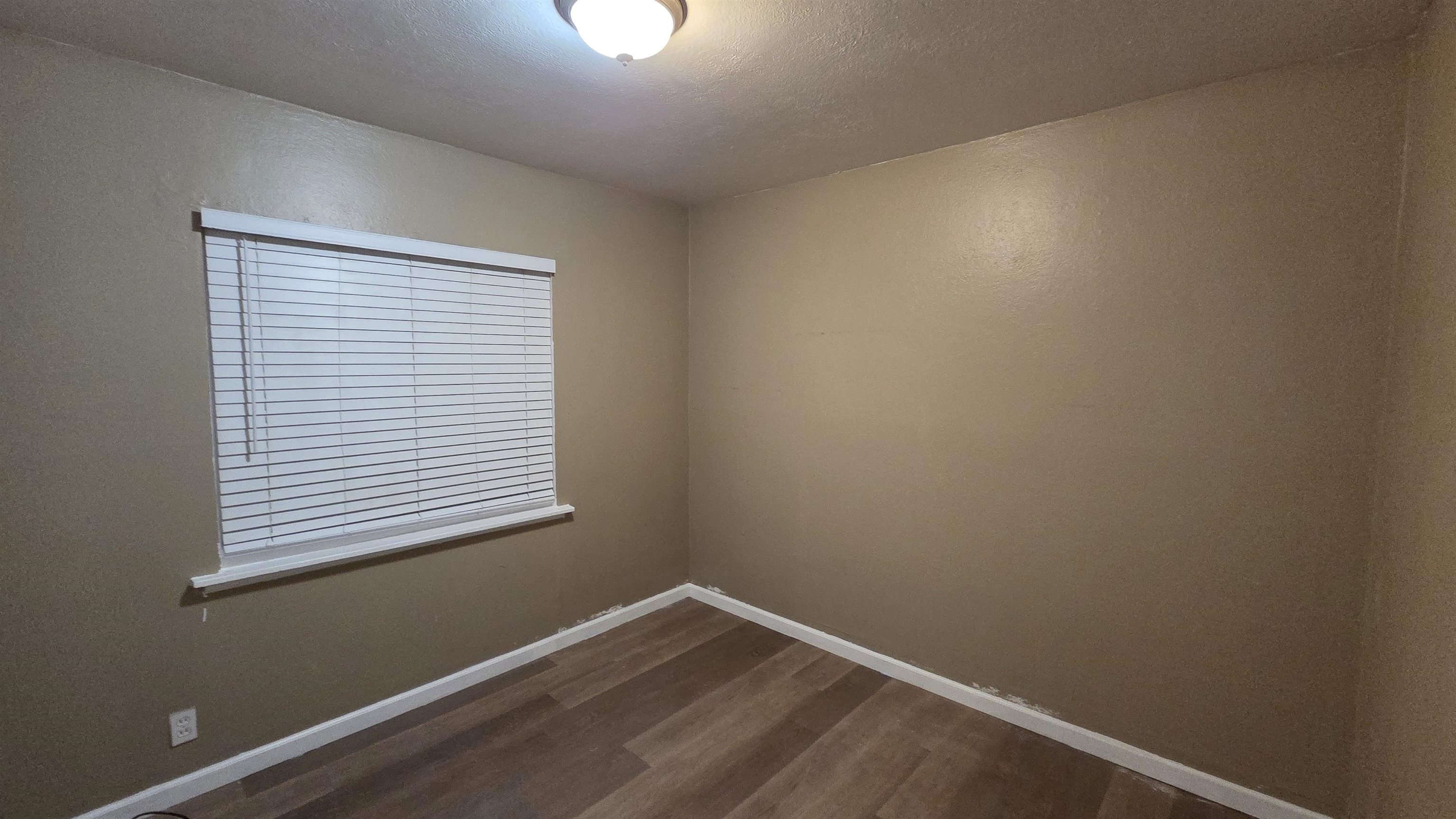 Detail Gallery Image 5 of 5 For 2635 38th Ave, Oakland,  CA 94619 - 1 Beds | 1 Baths