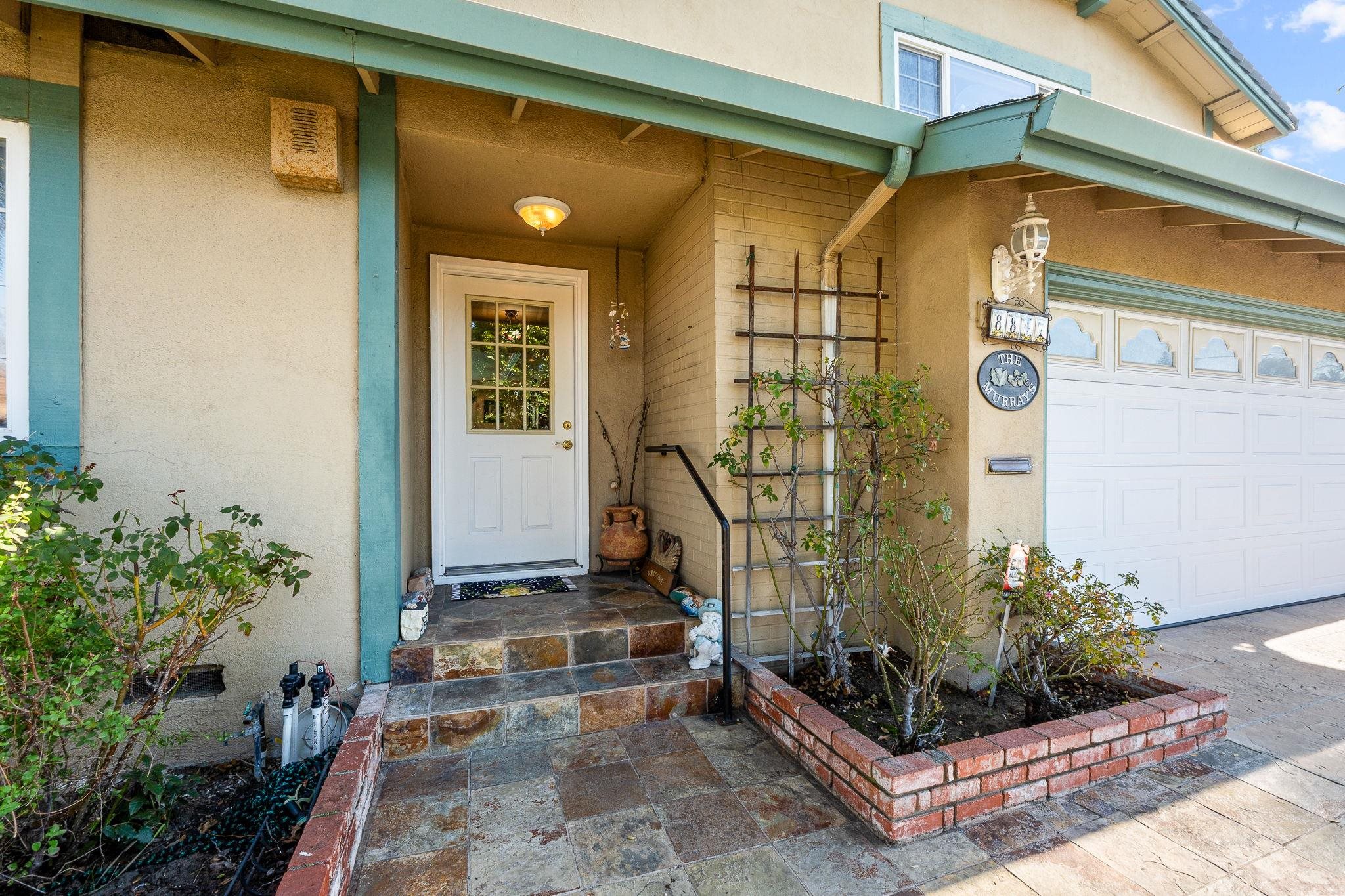 Detail Gallery Image 2 of 39 For 8847 Davona Dr, Dublin,  CA 94568 - 4 Beds | 2 Baths