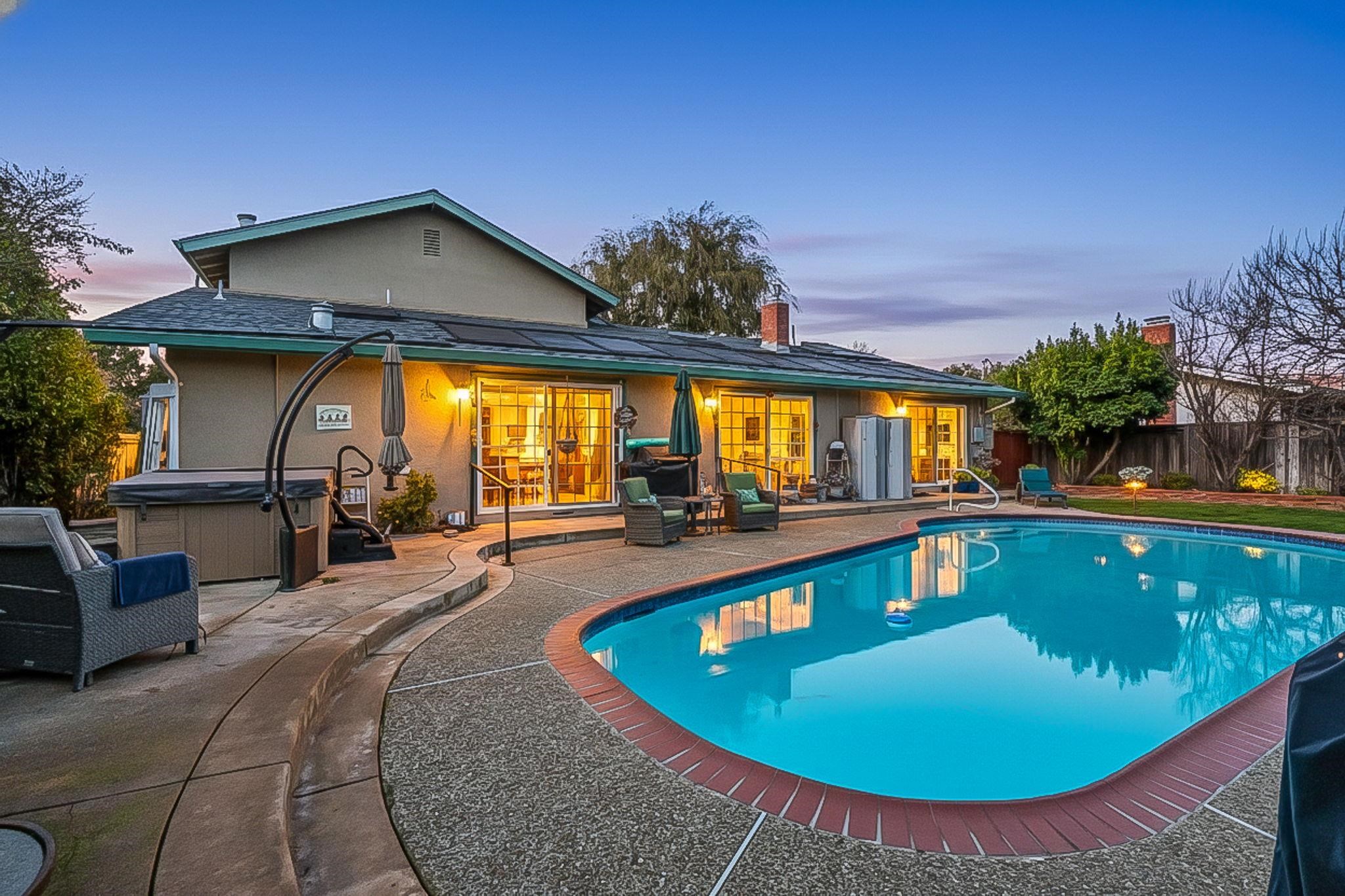 Detail Gallery Image 22 of 39 For 8847 Davona Dr, Dublin,  CA 94568 - 4 Beds | 2 Baths