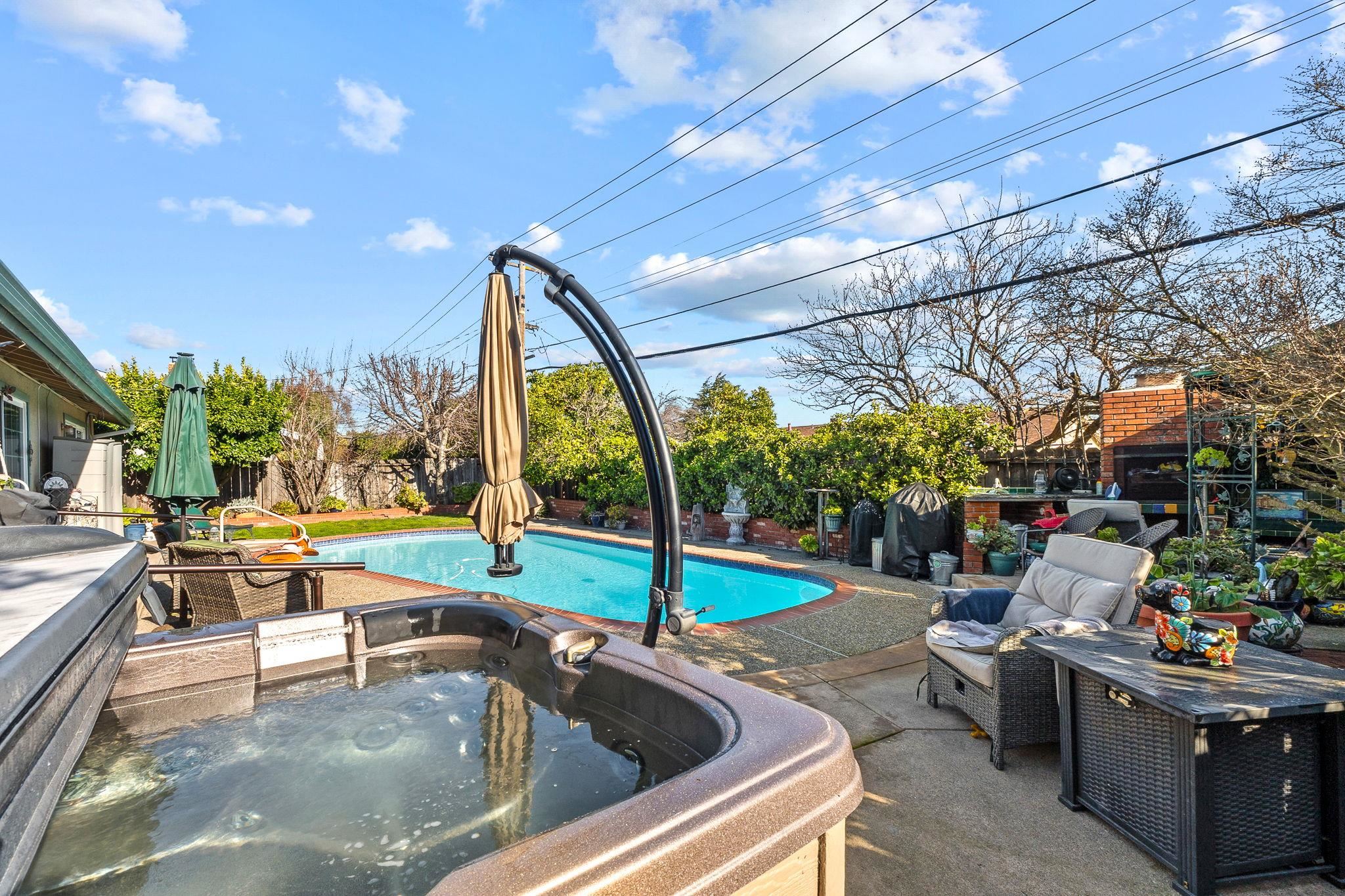 Detail Gallery Image 31 of 39 For 8847 Davona Dr, Dublin,  CA 94568 - 4 Beds | 2 Baths