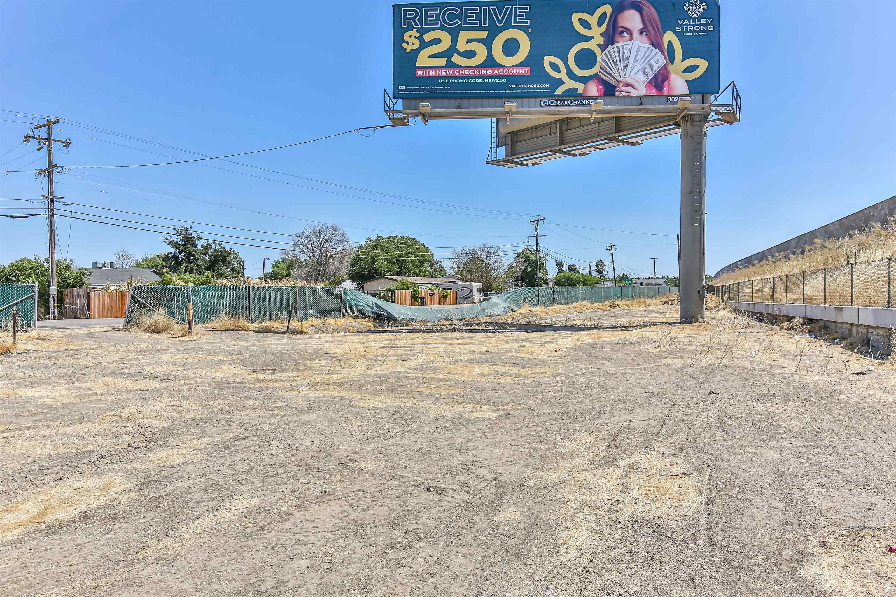 Detail Gallery Image 11 of 28 For 5133 S St Rt 99 W Frontage Rd, Stockton,  CA 95212 - – Beds | – Baths