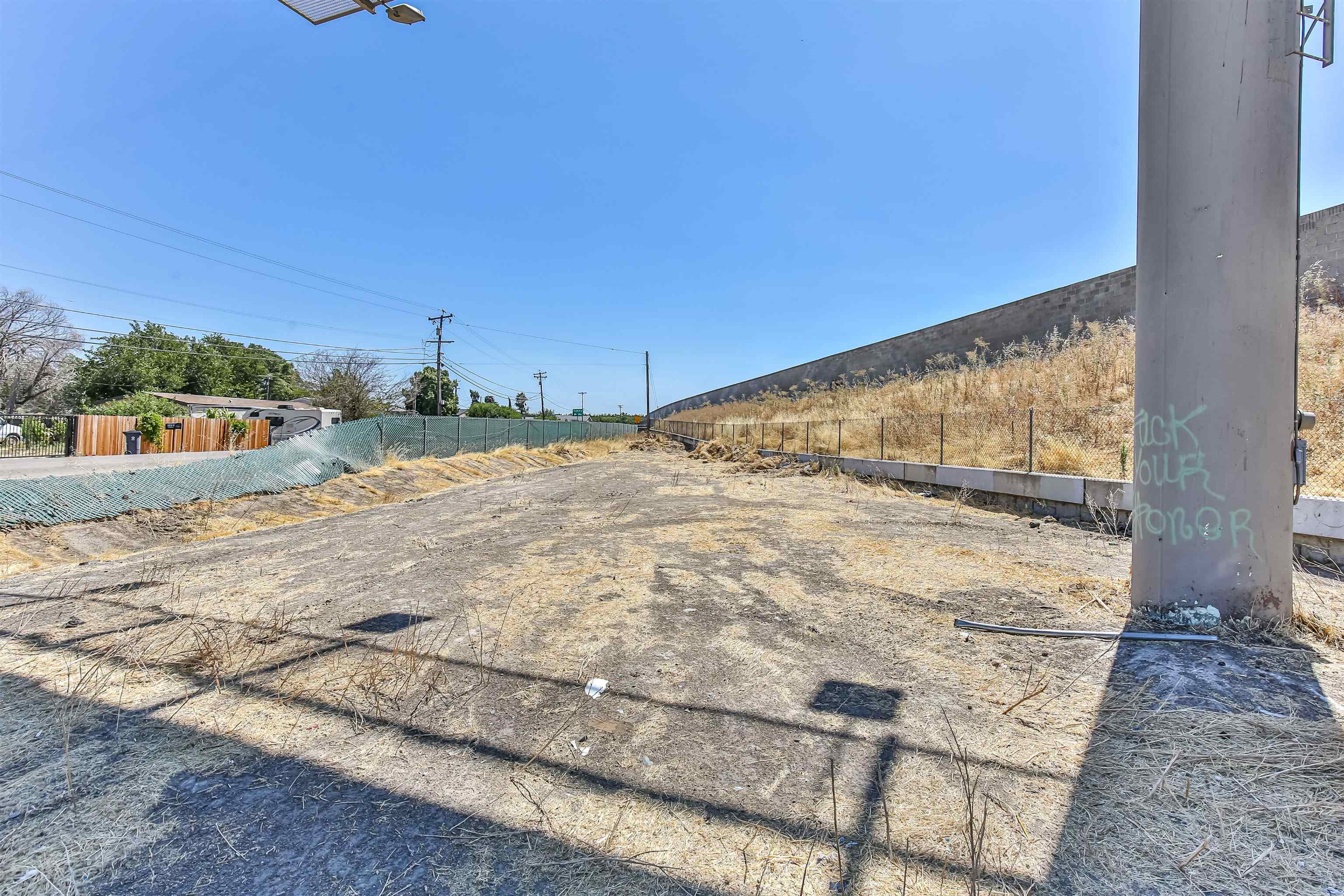 Detail Gallery Image 15 of 28 For 5133 S St Rt 99 W Frontage Rd, Stockton,  CA 95212 - – Beds | – Baths