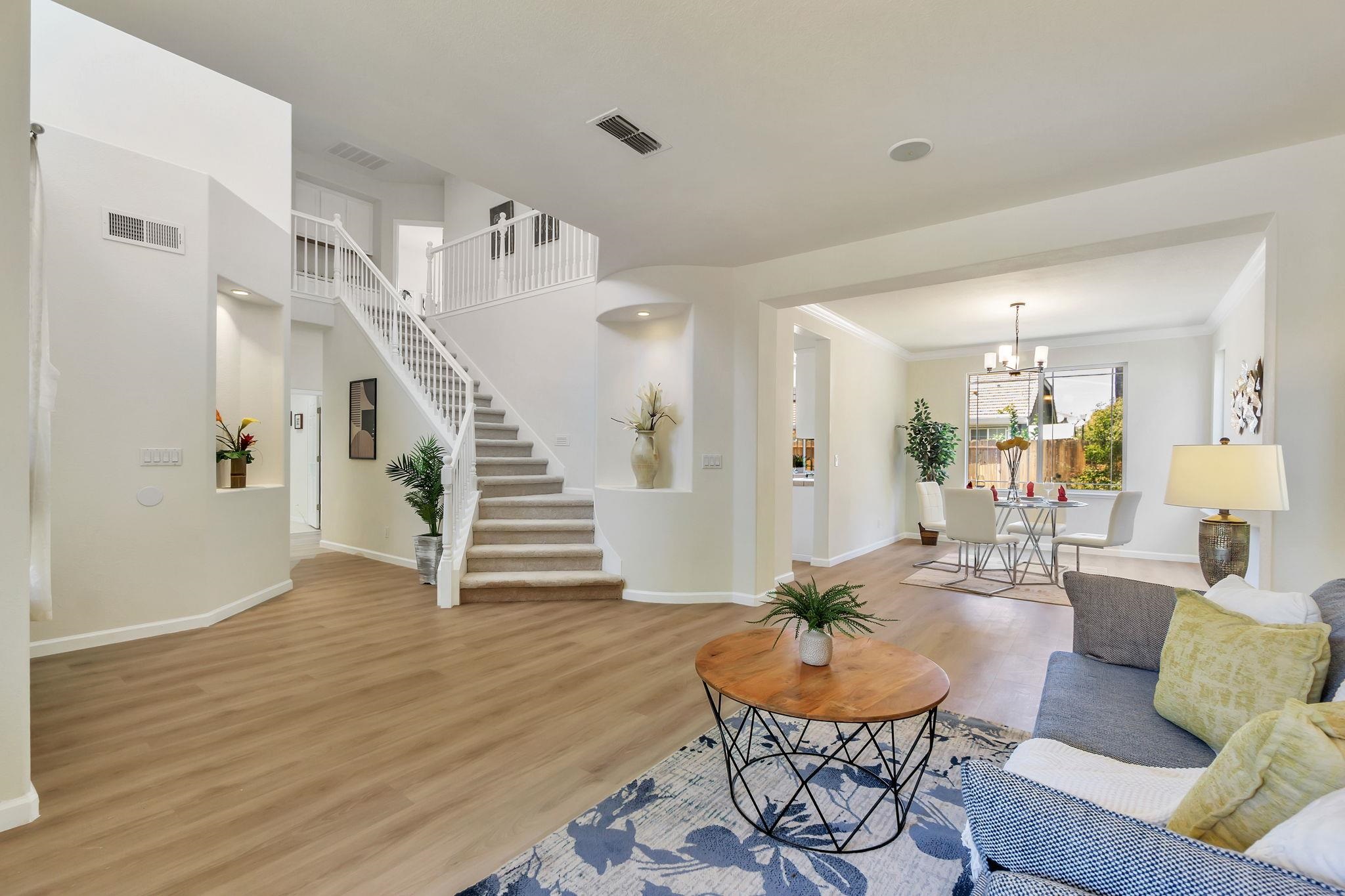 Detail Gallery Image 6 of 53 For 1065 Somersby Way, Brentwood,  CA 94513 - 5 Beds | 3 Baths