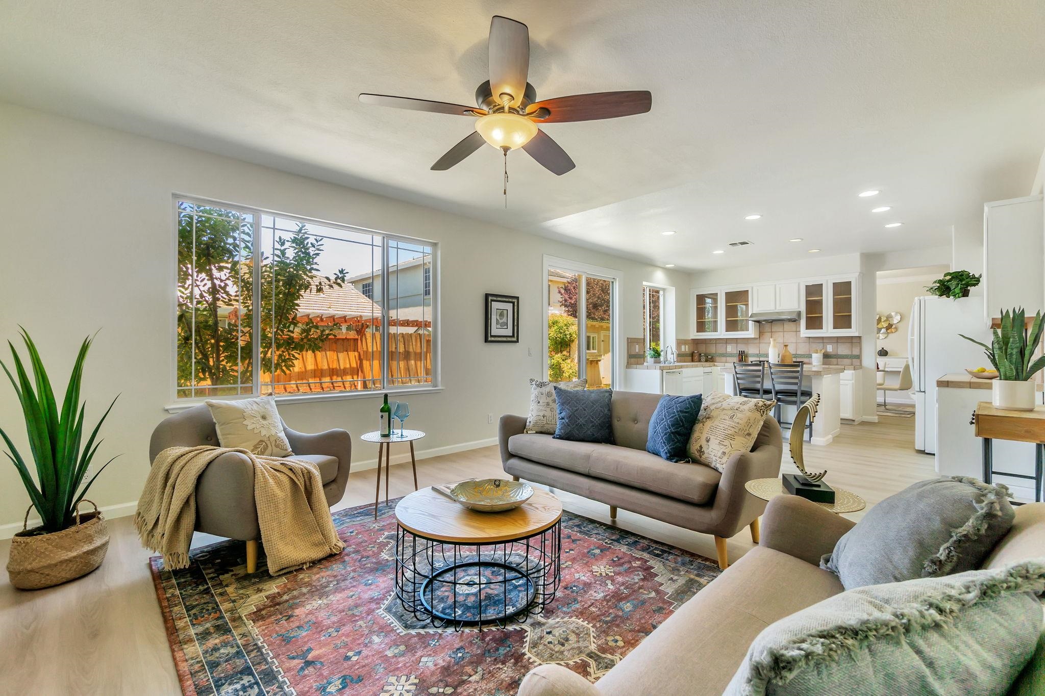 Detail Gallery Image 9 of 53 For 1065 Somersby Way, Brentwood,  CA 94513 - 5 Beds | 3 Baths