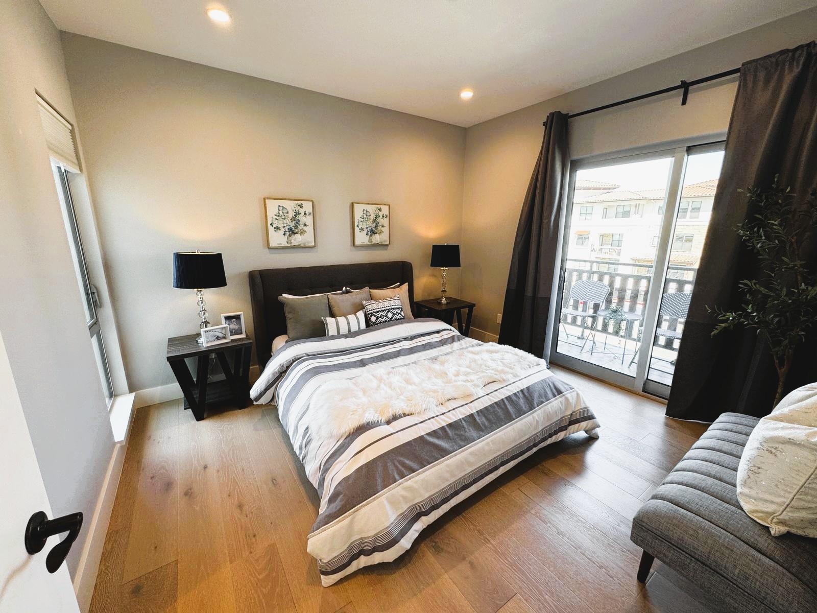 Detail Gallery Image 14 of 26 For 520 El Camino Real #201,  San Carlos,  CA 94070 - 2 Beds | 2 Baths