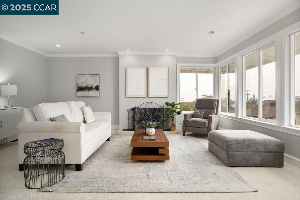 Detail Gallery Image 13 of 49 For 225 Merced Dr, San Bruno,  CA 94066 - – Beds | – Baths