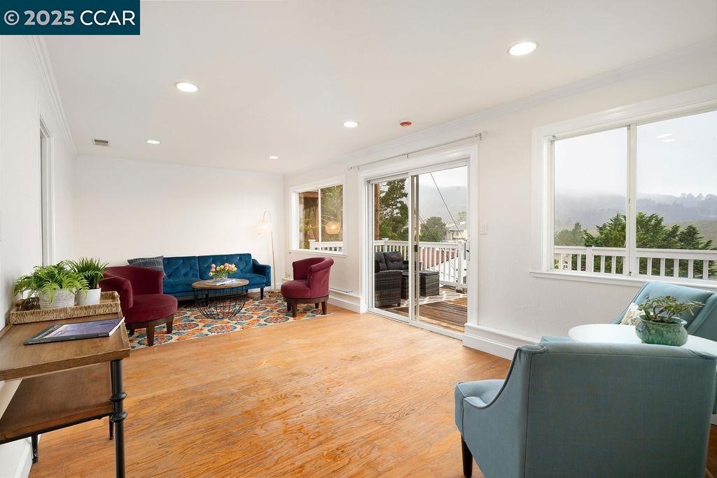 Detail Gallery Image 25 of 49 For 225 Merced Dr, San Bruno,  CA 94066 - – Beds | – Baths