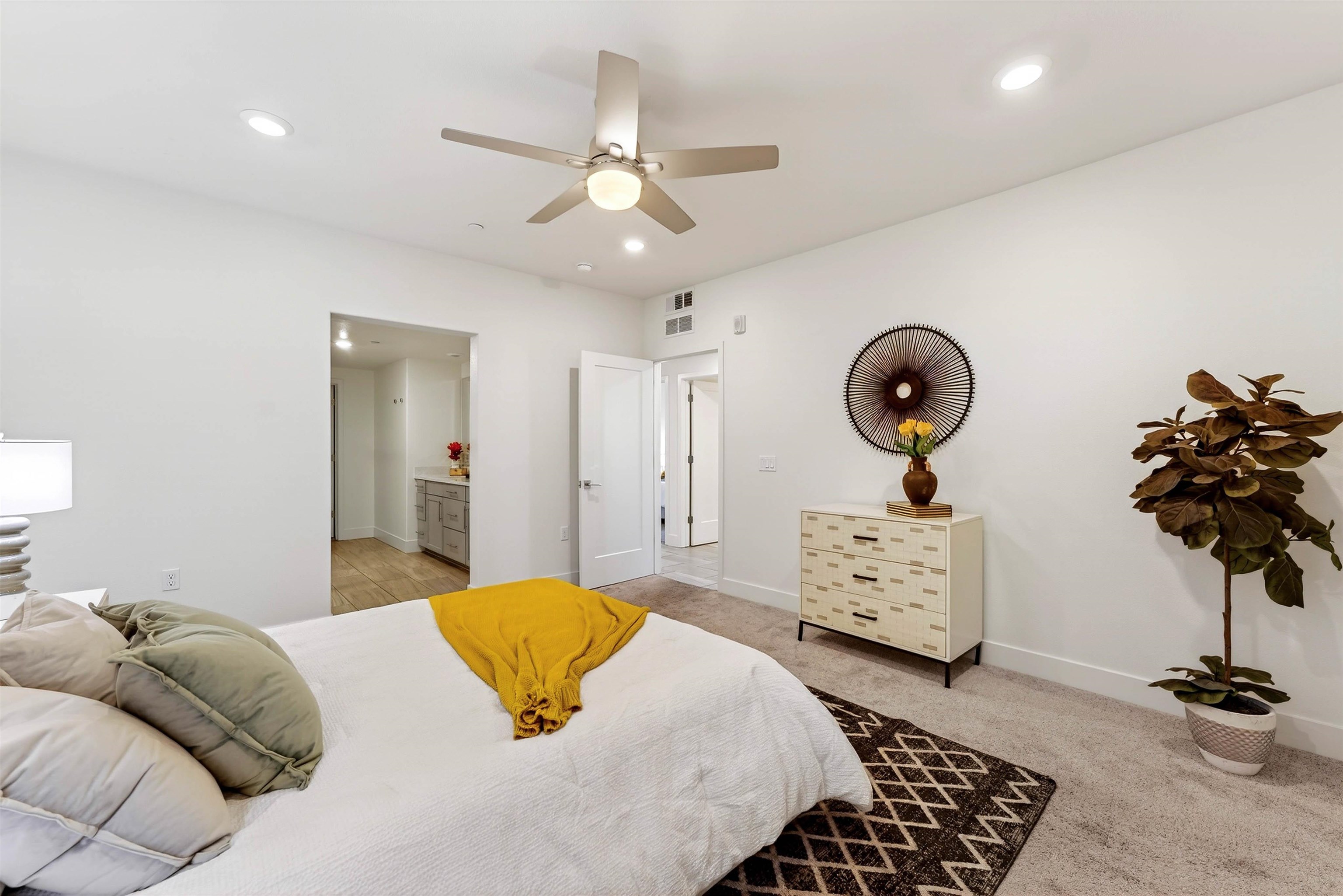 Detail Gallery Image 19 of 50 For 430 Montague Expy #20,  Milpitas,  CA 95035 - 3 Beds | 2/1 Baths