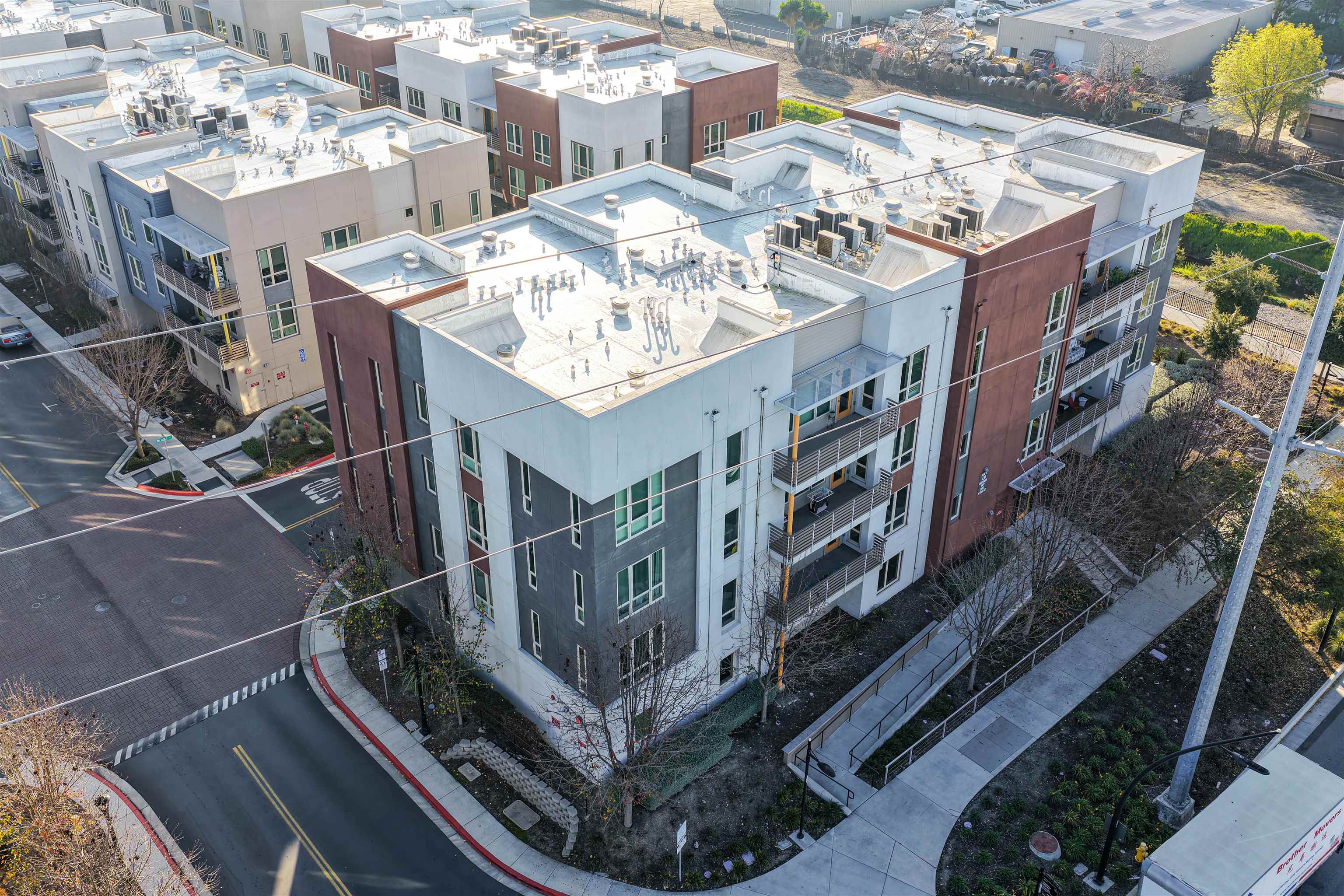 Detail Gallery Image 31 of 50 For 430 Montague Expy #20,  Milpitas,  CA 95035 - 3 Beds | 2/1 Baths