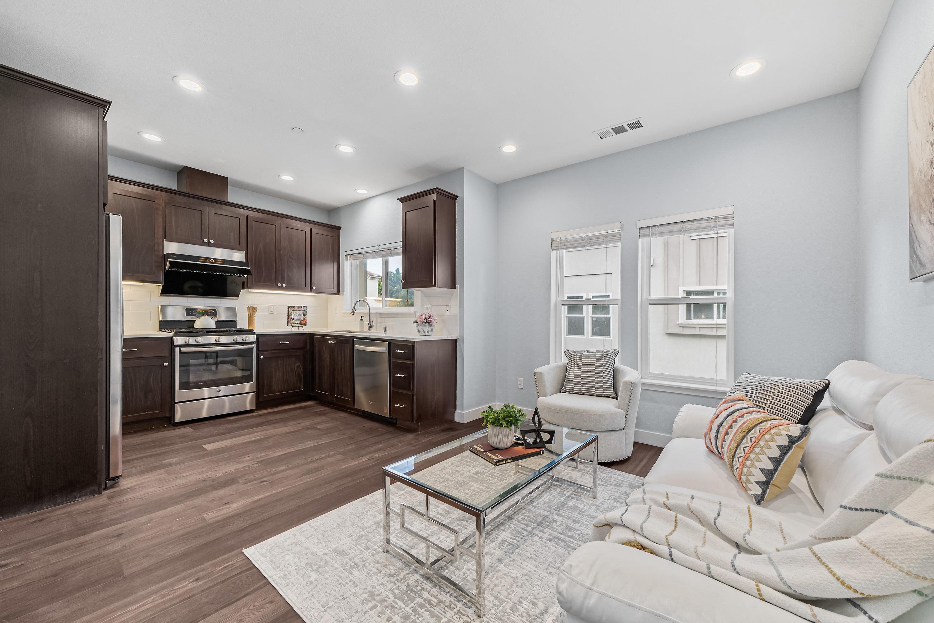 Detail Gallery Image 13 of 40 For 3918 Fossano Cmn, Fremont,  CA 94538 - 3 Beds | 3/1 Baths