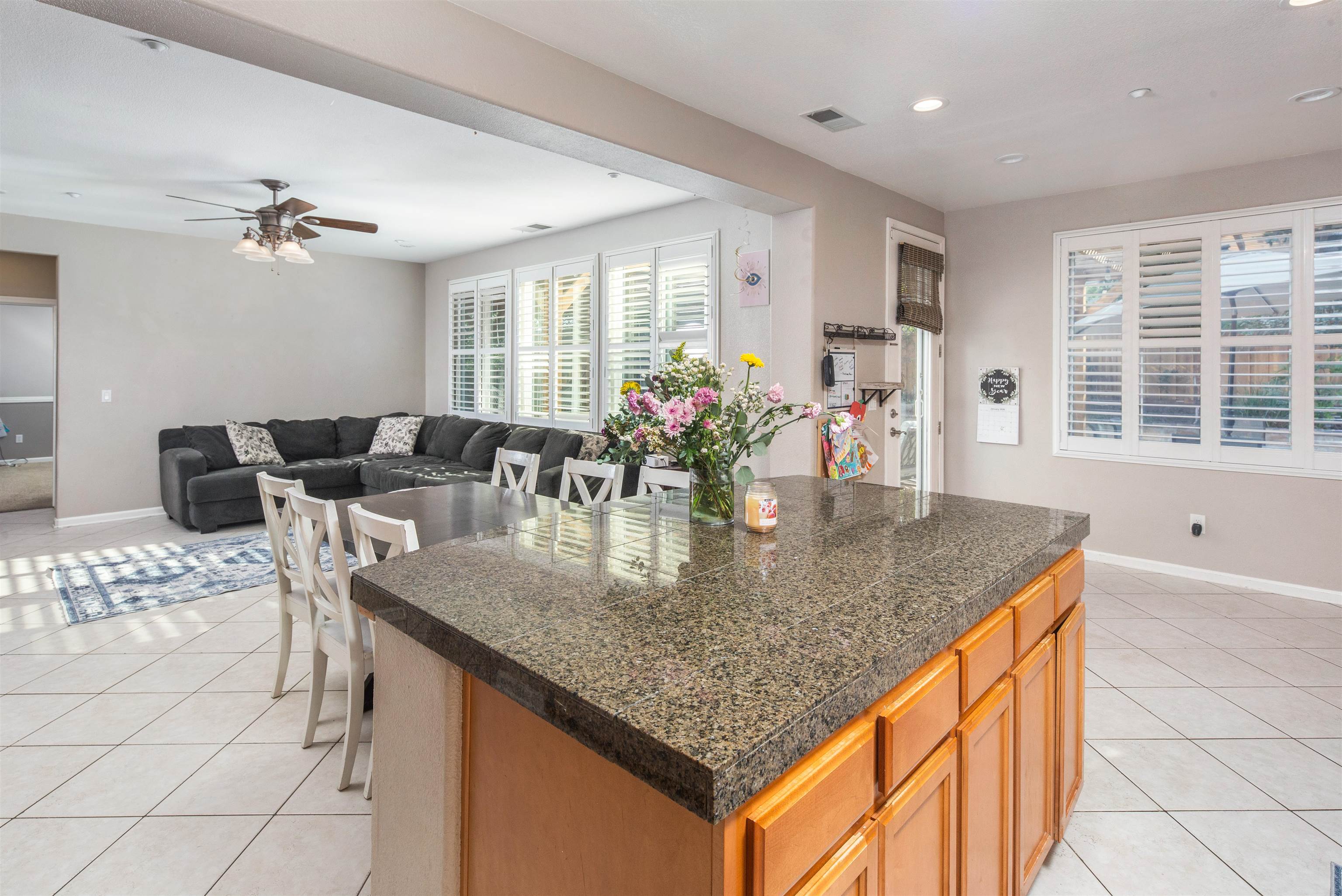 Detail Gallery Image 11 of 41 For 1382 Clay Ct, Brentwood,  CA 94513 - 5 Beds | 4/1 Baths