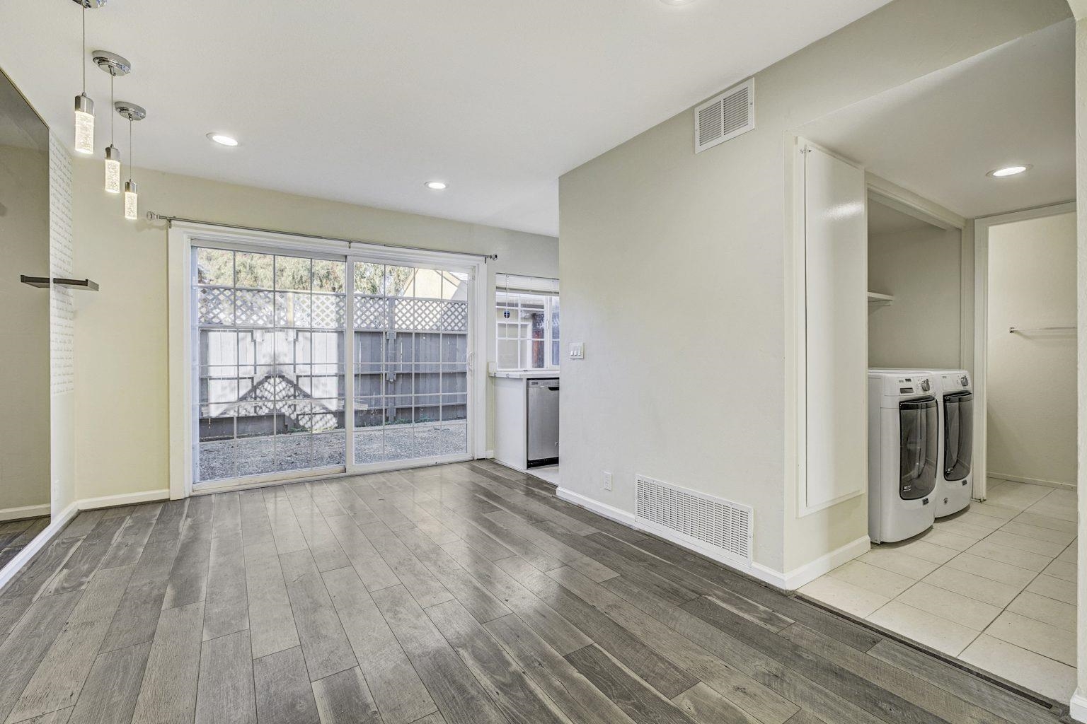 Photo #5: 41121401 Listing: Photo #5