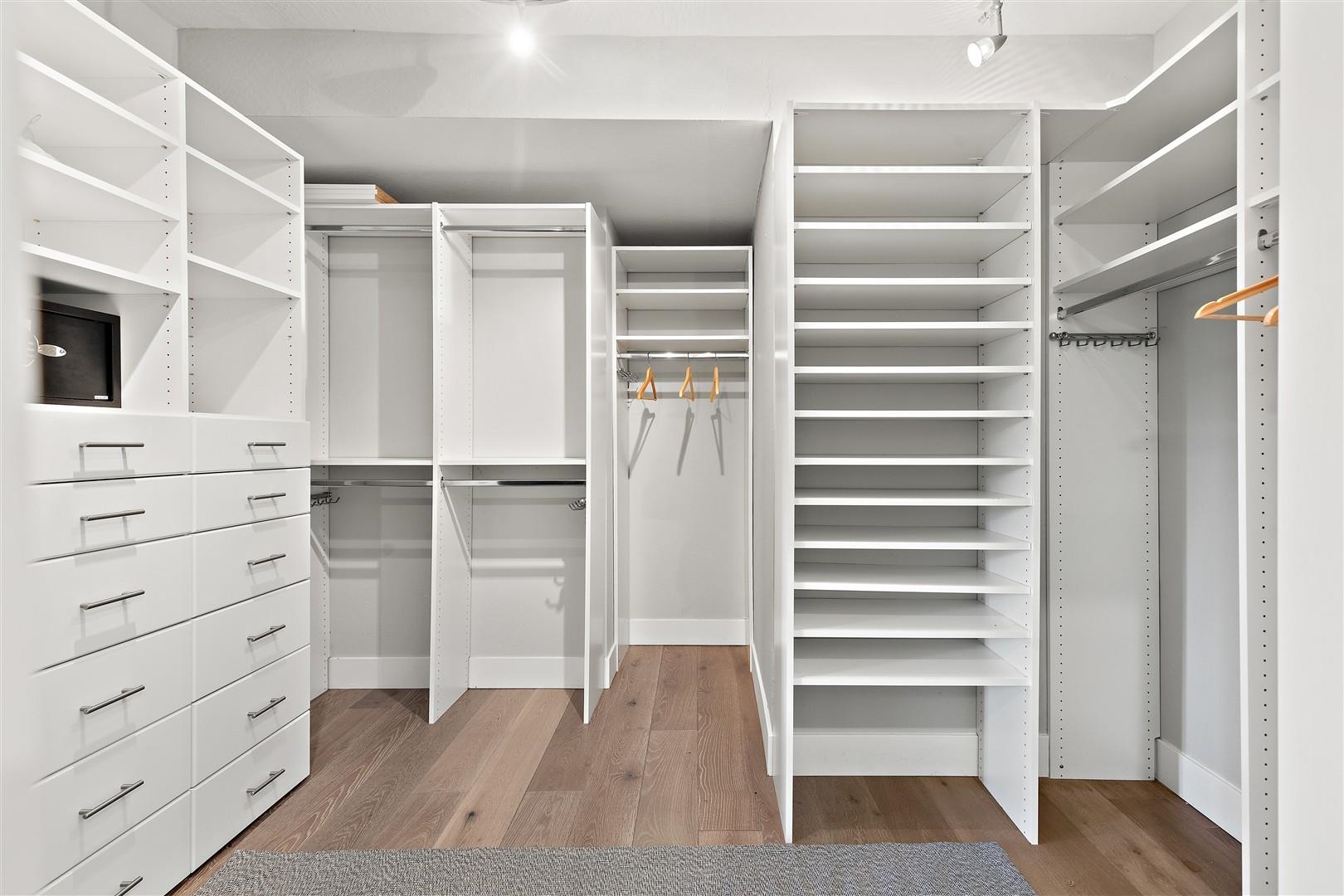 Detail Gallery Image 38 of 59 For 371 Ocean View Ave, Kensington,  CA 94707 - 4 Beds | 2 Baths