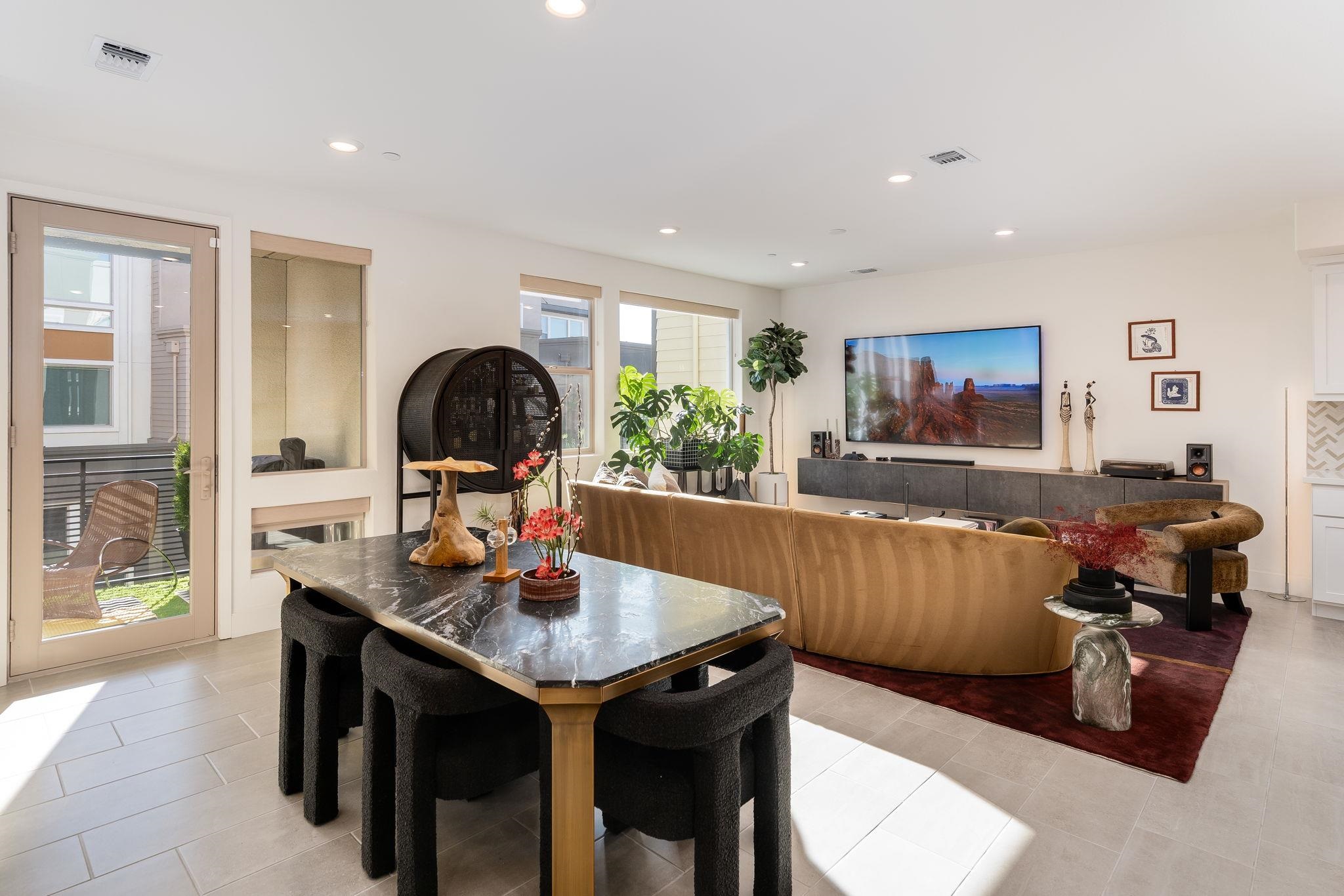 Detail Gallery Image 4 of 44 For 5532 Stout St, Dublin,  CA 94568 - 3 Beds | 3 Baths