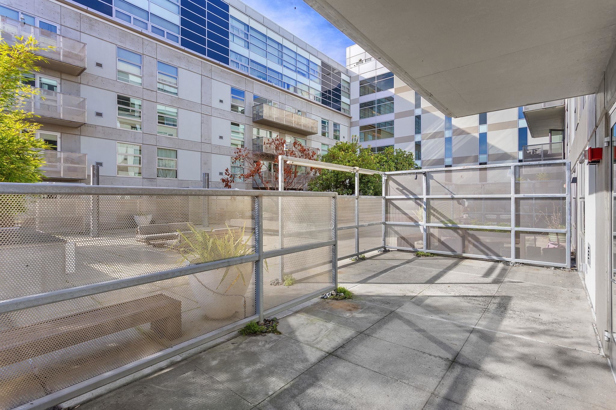 Detail Gallery Image 13 of 19 For 428 Alice St #304,  Oakland,  CA 94607 - 1 Beds | 1 Baths
