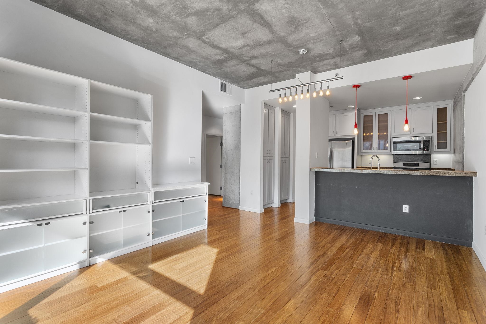 Detail Gallery Image 8 of 19 For 428 Alice St #304,  Oakland,  CA 94607 - 1 Beds | 1 Baths