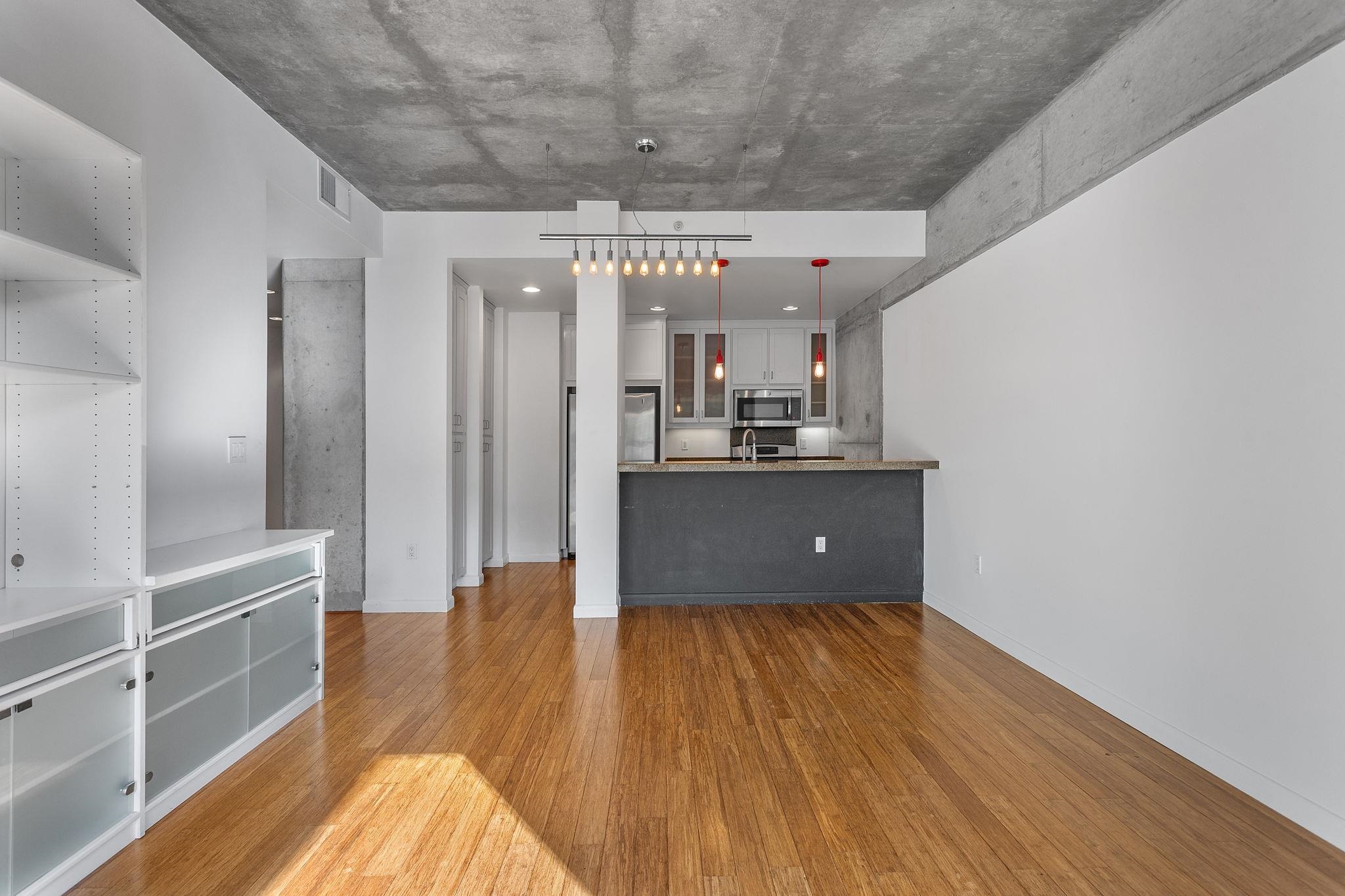 Detail Gallery Image 9 of 19 For 428 Alice St #304,  Oakland,  CA 94607 - 1 Beds | 1 Baths