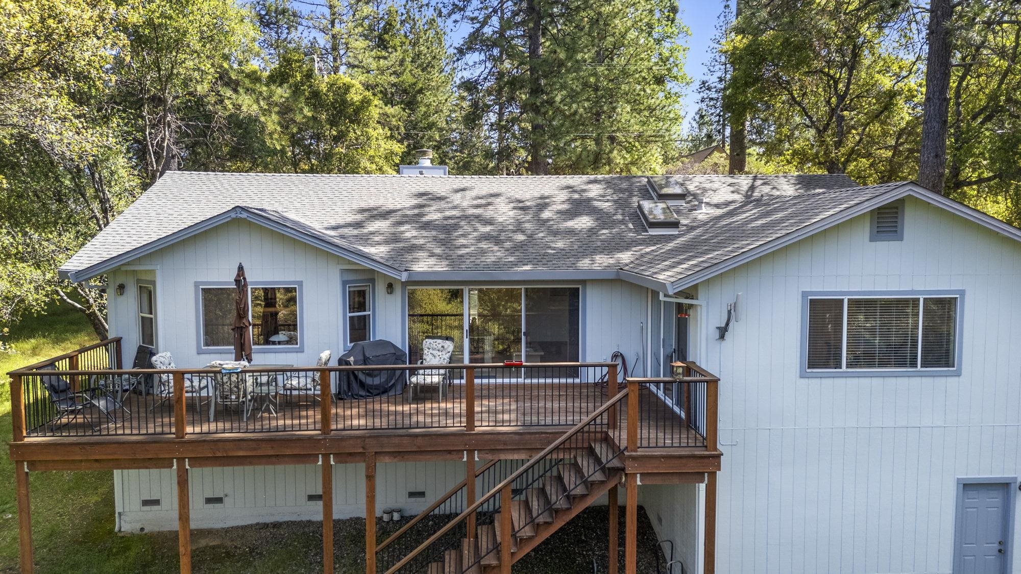 Detail Gallery Image 2 of 60 For 19099 Raboul Court, Groveland,  CA 95321-0000 - 3 Beds | 2 Baths