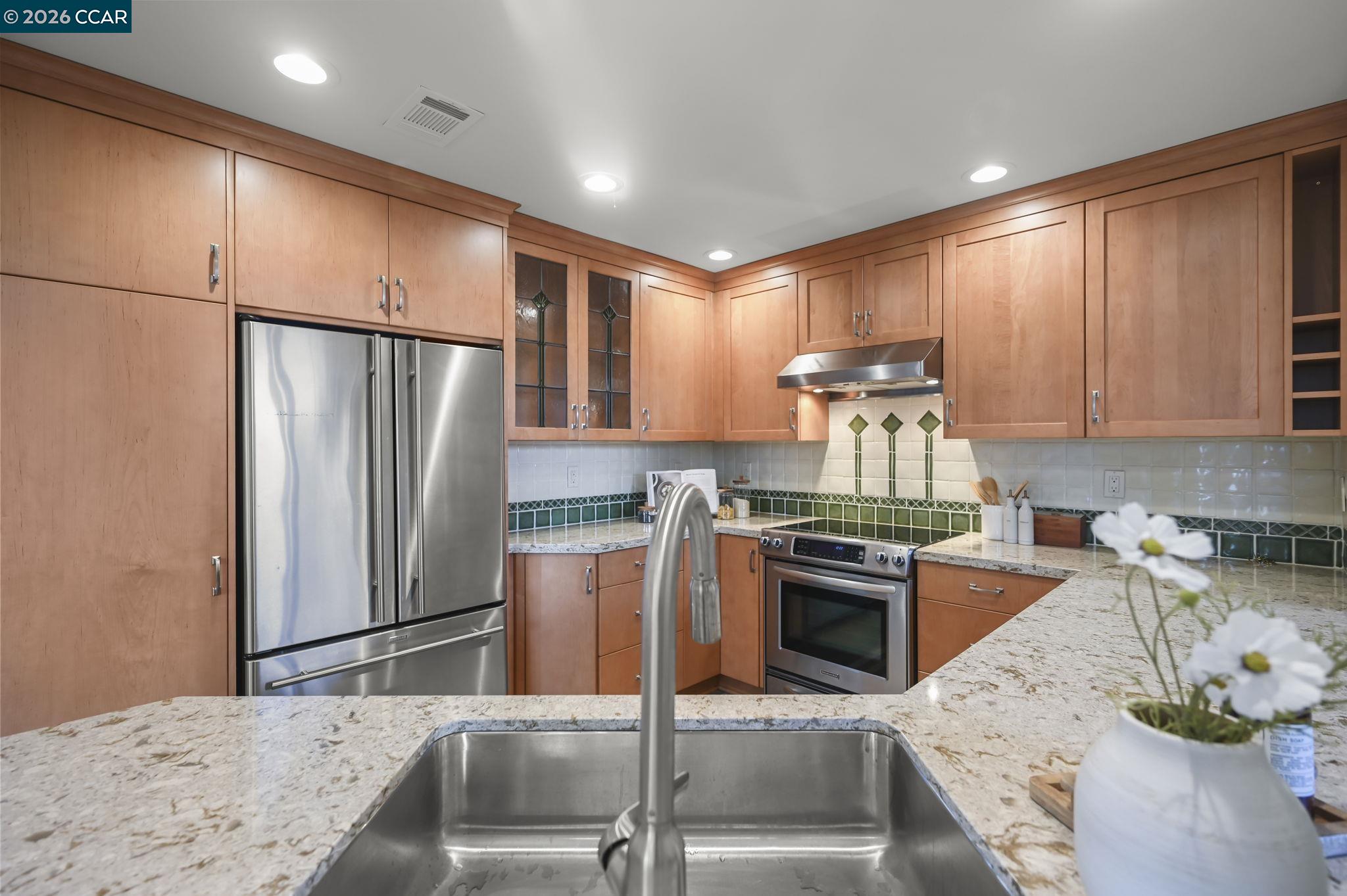 Photo #12: 41121422 Listing: Photo #12