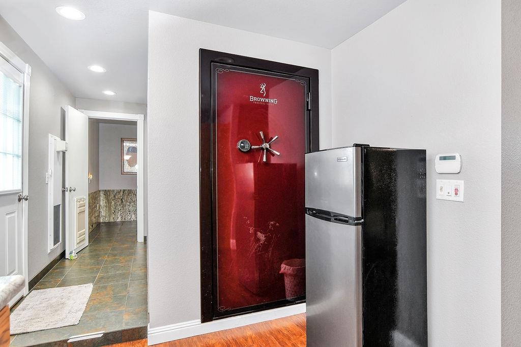 Detail Gallery Image 33 of 59 For 2033 Lucile Ave, Stockton,  CA 95209 - 5 Beds | 5 Baths