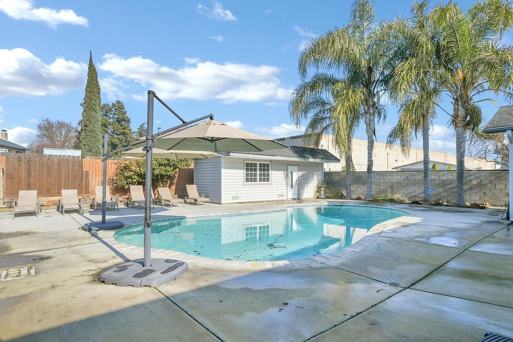 Detail Gallery Image 53 of 59 For 2033 Lucile Ave, Stockton,  CA 95209 - 5 Beds | 5 Baths