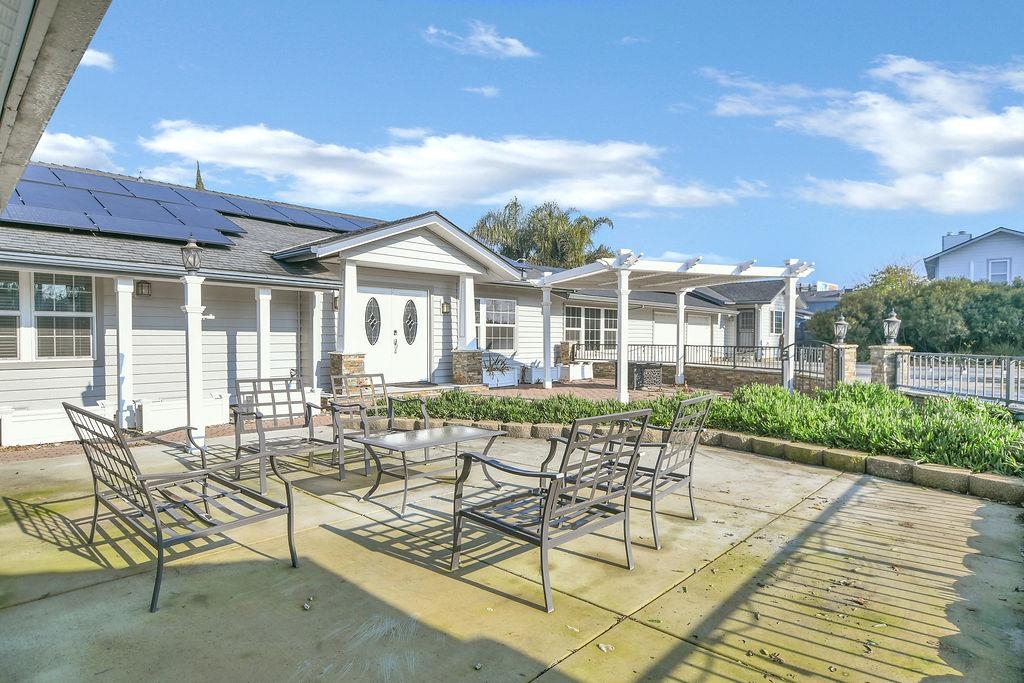 Detail Gallery Image 58 of 59 For 2033 Lucile Ave, Stockton,  CA 95209 - 5 Beds | 5 Baths