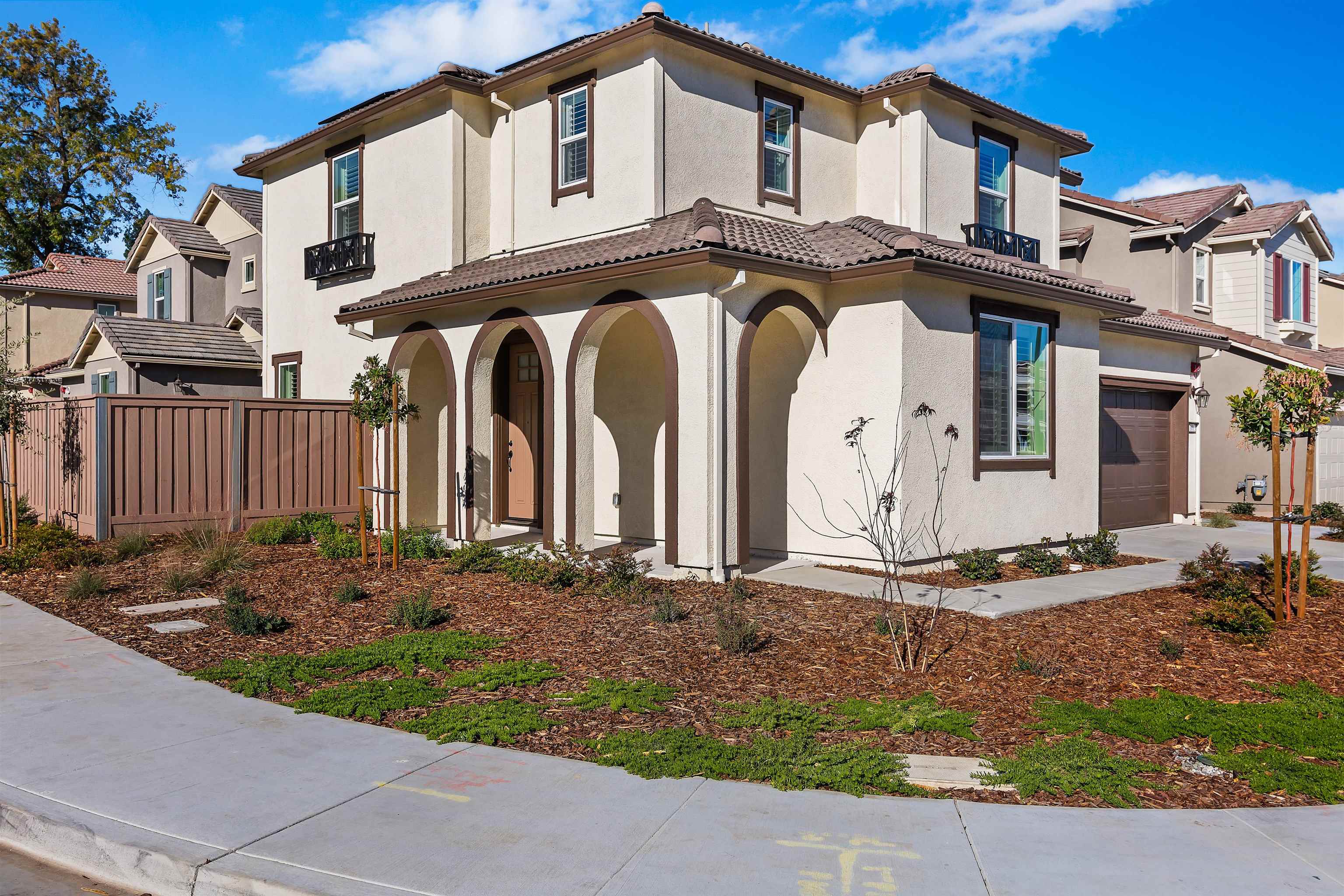 Detail Gallery Image 2 of 32 For 3012 Vasquez Ct, Vacaville,  CA 95688 - 4 Beds | 3 Baths