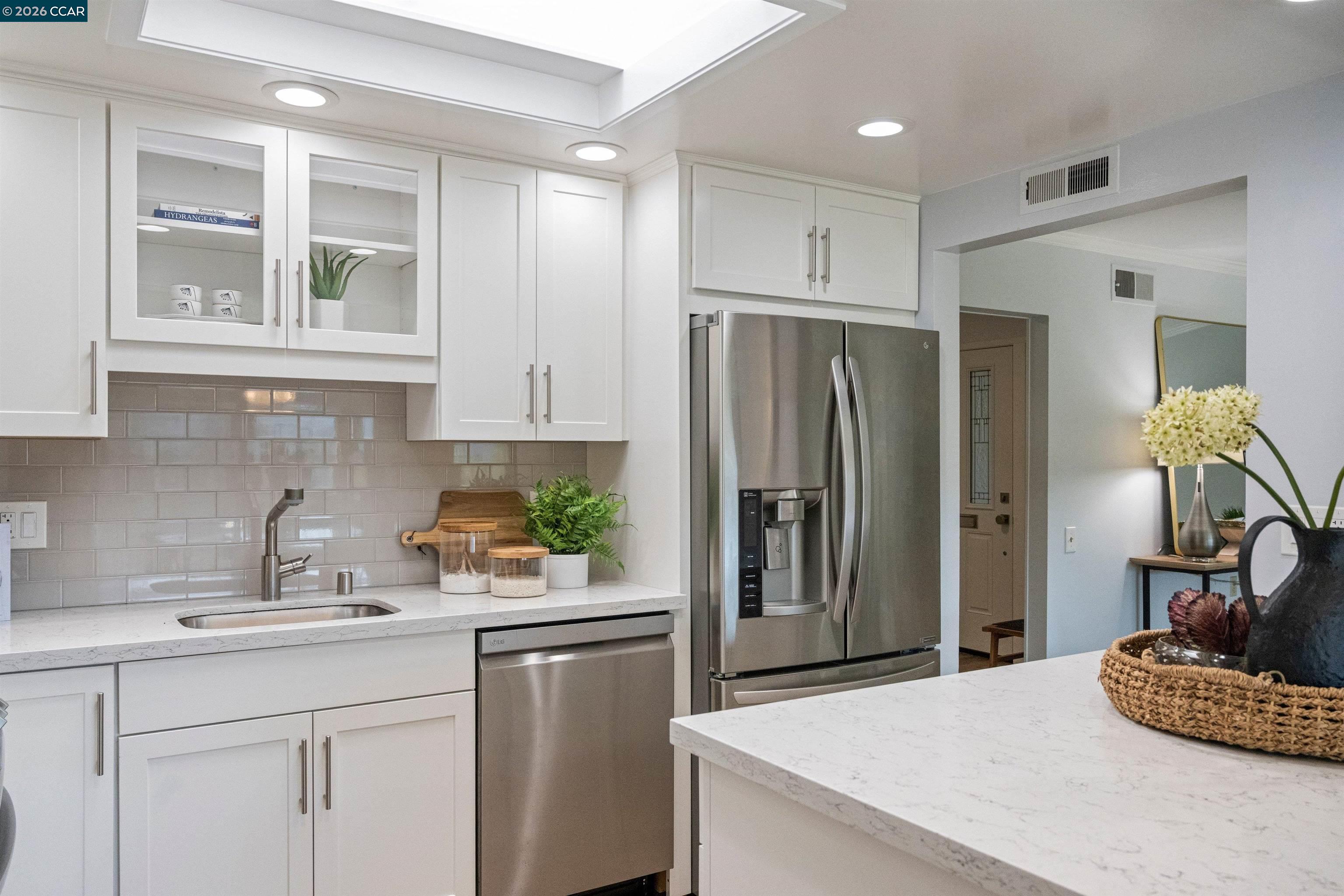 Detail Gallery Image 21 of 47 For 2817 Golden Rain Rd #7,  Walnut Creek,  CA 94595 - 2 Beds | 1 Baths