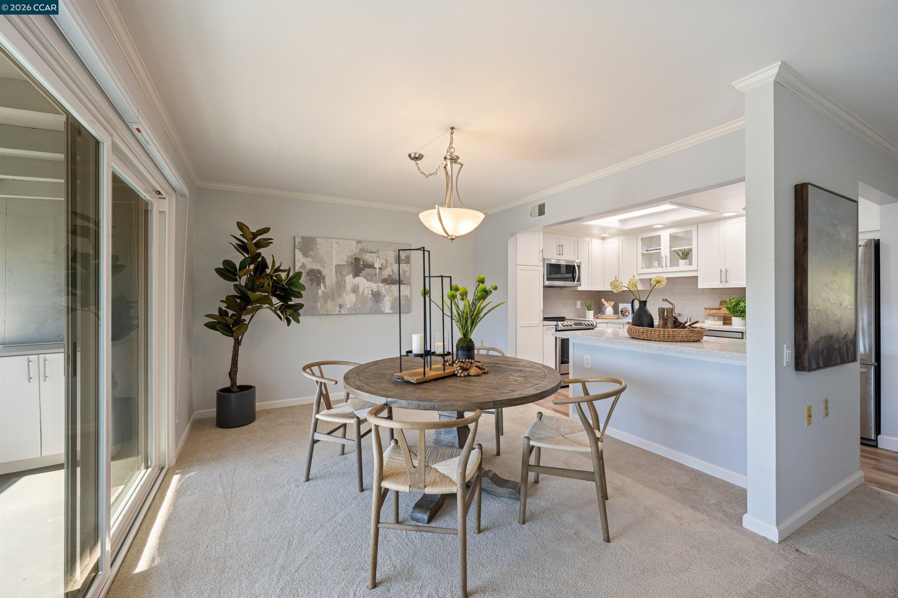 Detail Gallery Image 8 of 47 For 2817 Golden Rain Rd #7,  Walnut Creek,  CA 94595 - 2 Beds | 1 Baths