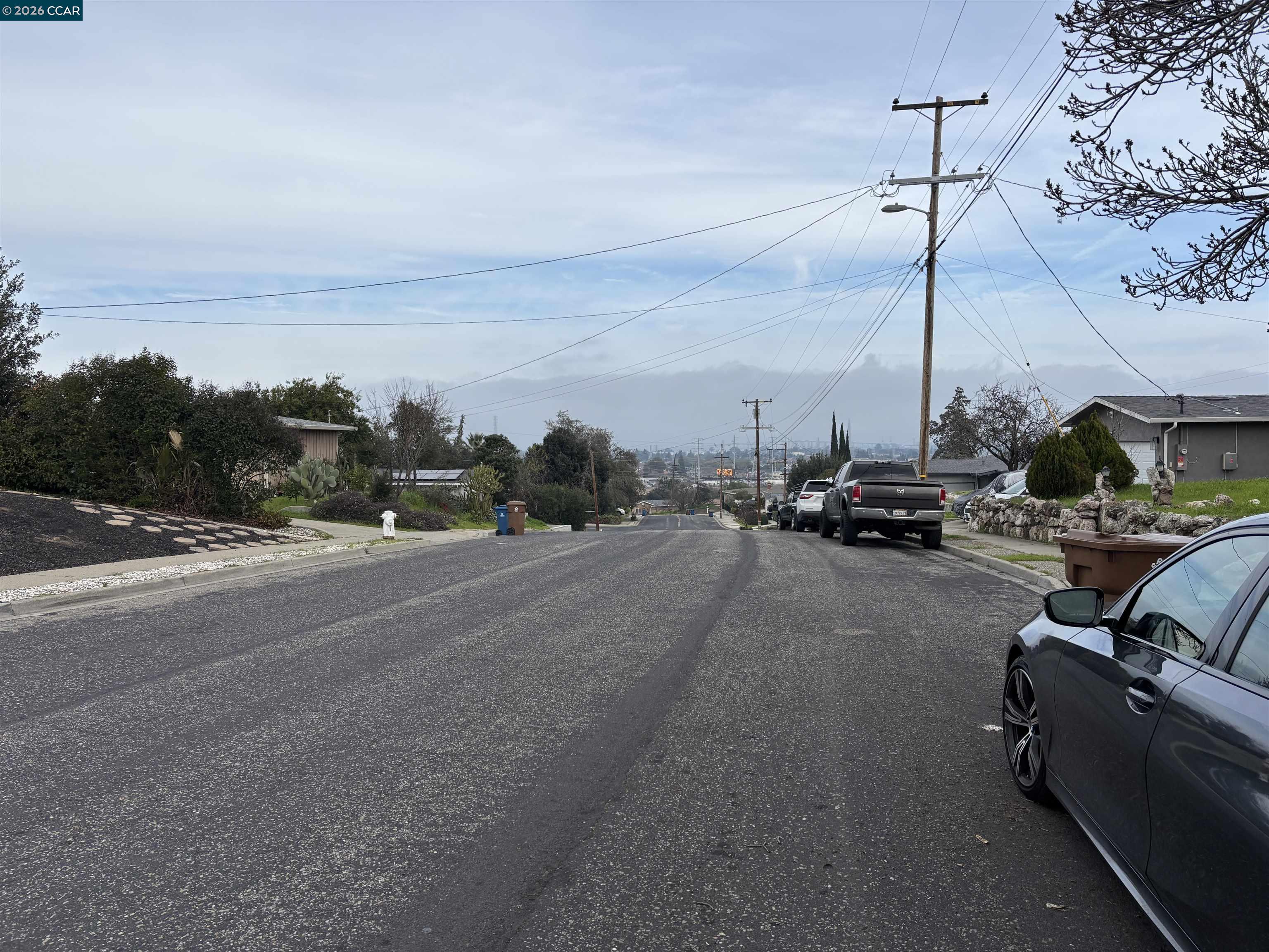 Detail Gallery Image 2 of 18 For 3017 Windsor Dr, Antioch,  CA 94509 - 3 Beds | 2 Baths