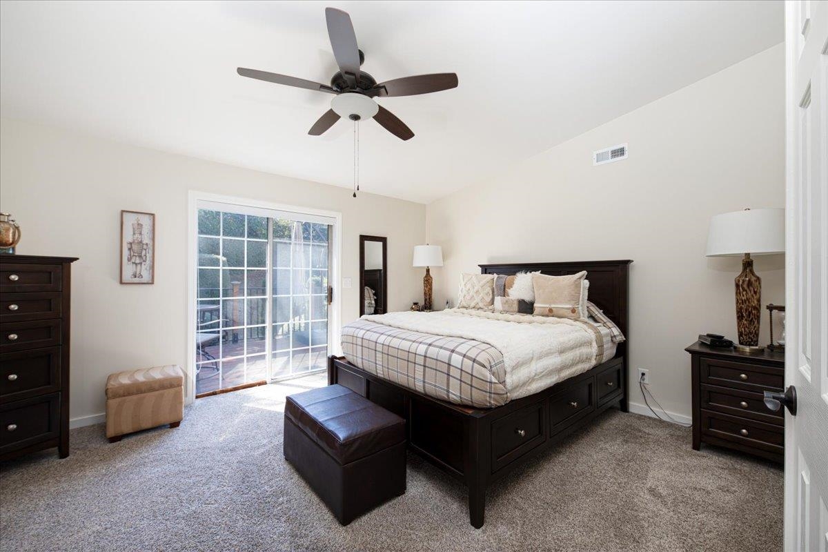 Detail Gallery Image 17 of 31 For 9400 Mountain Blvd, Oakland,  CA 94605 - 5 Beds | 3 Baths