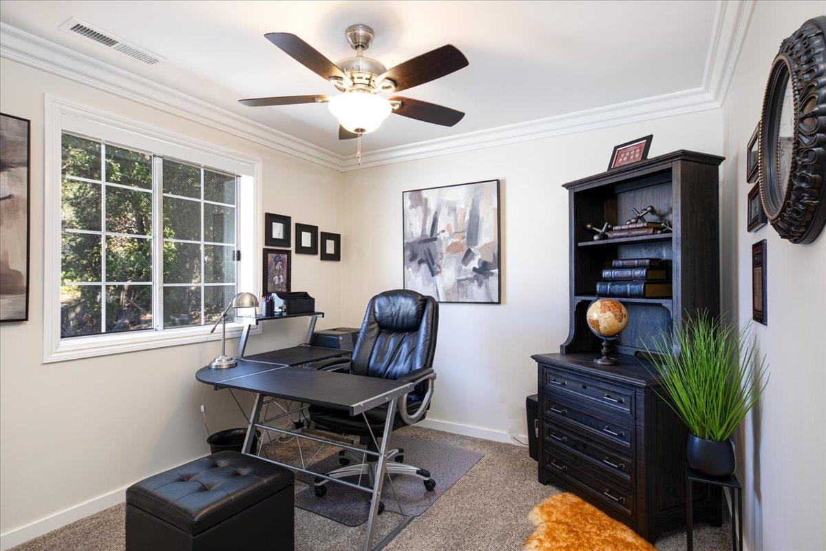 Detail Gallery Image 20 of 31 For 9400 Mountain Blvd, Oakland,  CA 94605 - 5 Beds | 3 Baths