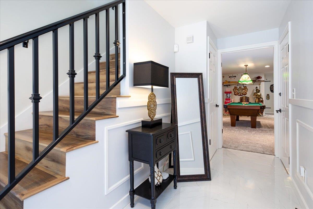 Detail Gallery Image 4 of 31 For 9400 Mountain Blvd, Oakland,  CA 94605 - 5 Beds | 3 Baths