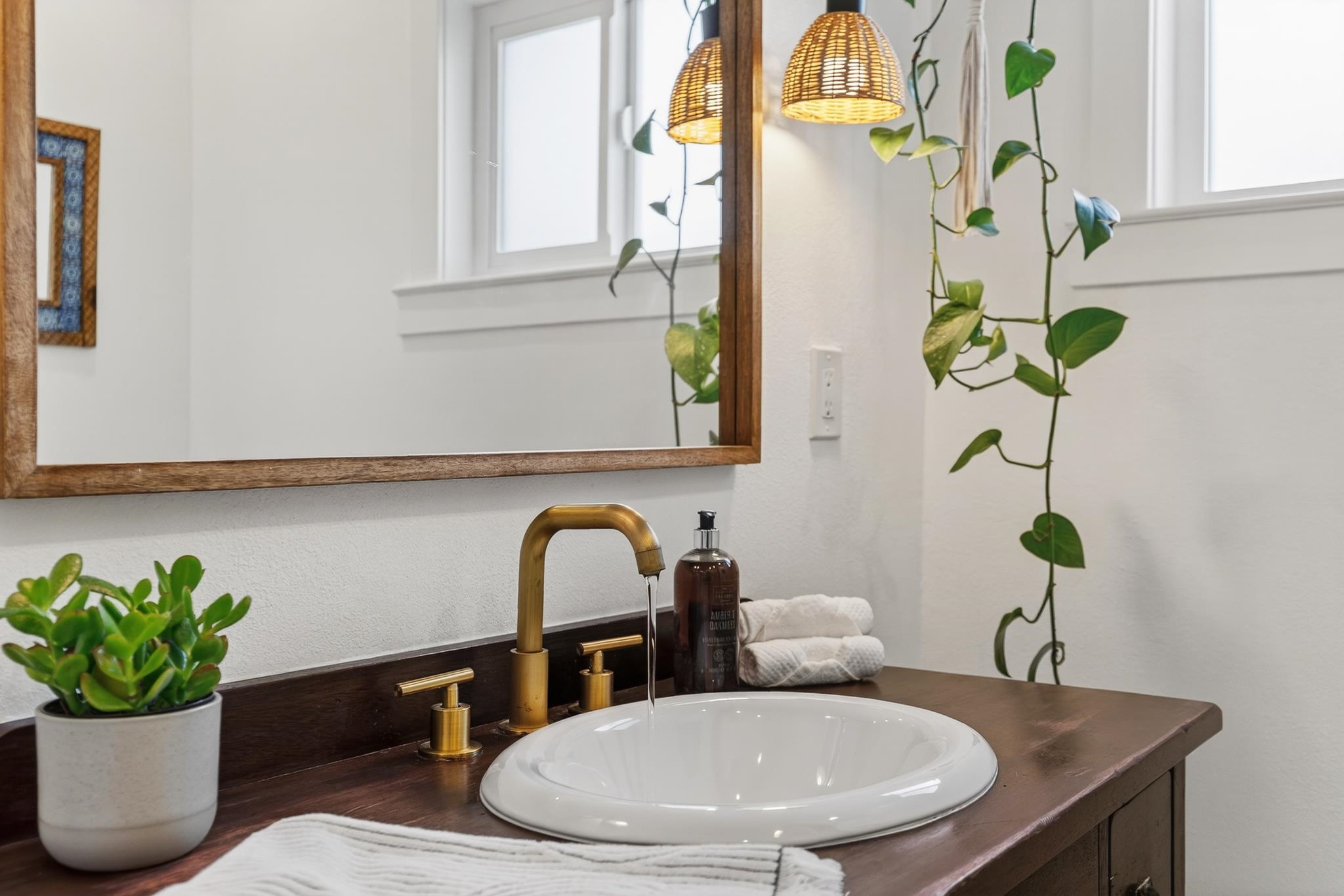 Detail Gallery Image 15 of 23 For 3501 66th Ave, Oakland,  CA 94605 - 2 Beds | 1 Baths