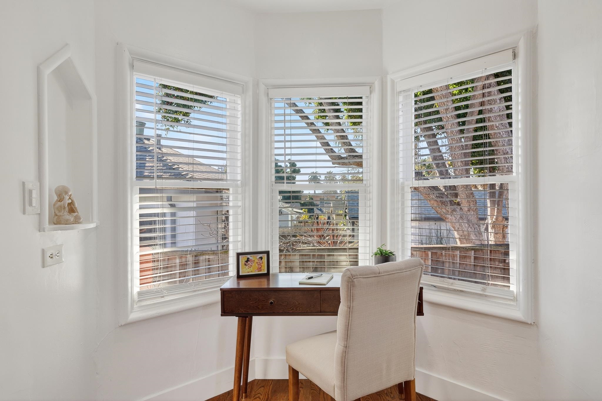 Detail Gallery Image 10 of 23 For 3501 66th Ave, Oakland,  CA 94605 - 2 Beds | 1 Baths