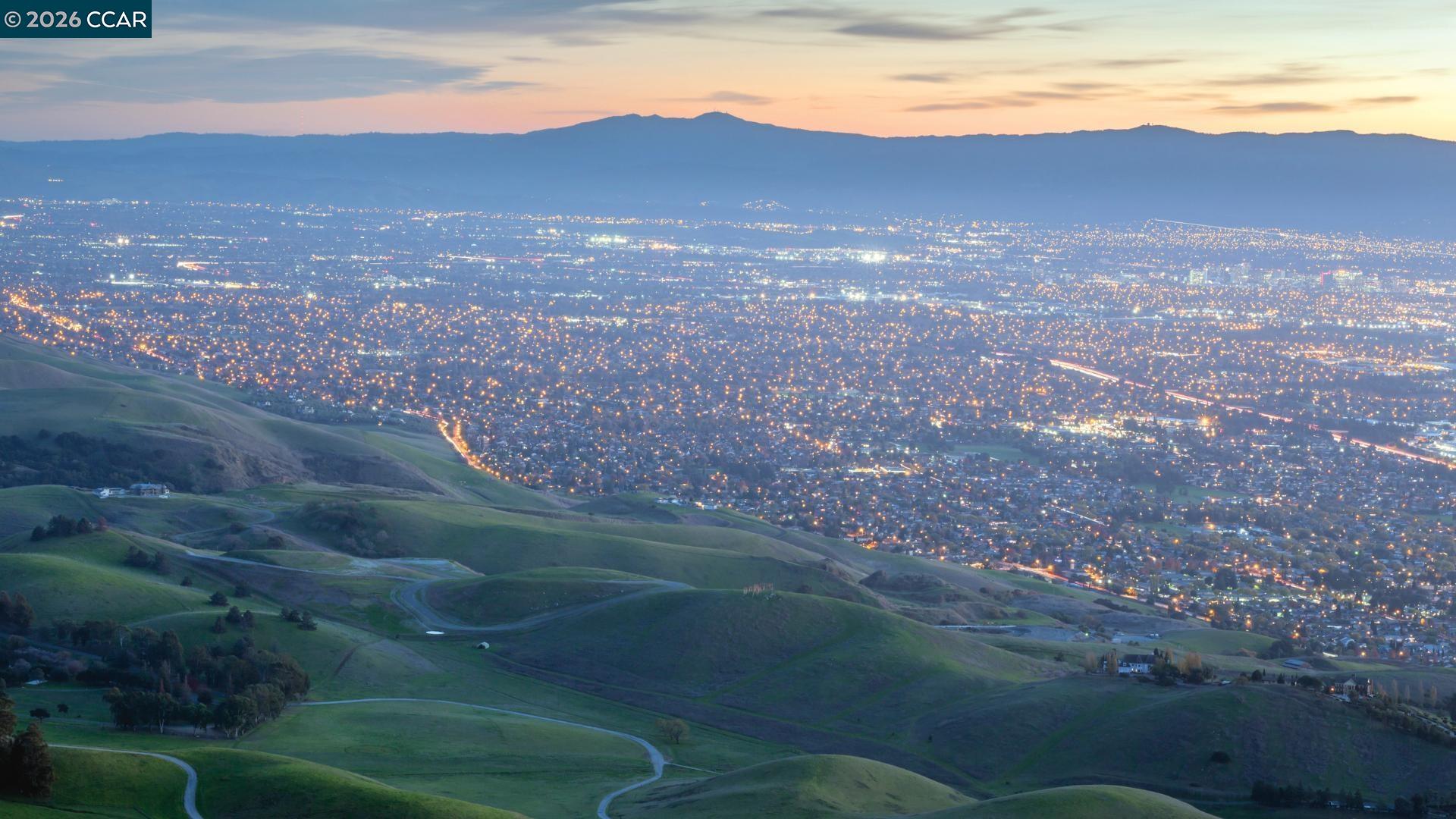 Detail Gallery Image 11 of 11 For 1900 Journey Street, Milpitas,  CA 95035 - 4 Beds | 3 Baths