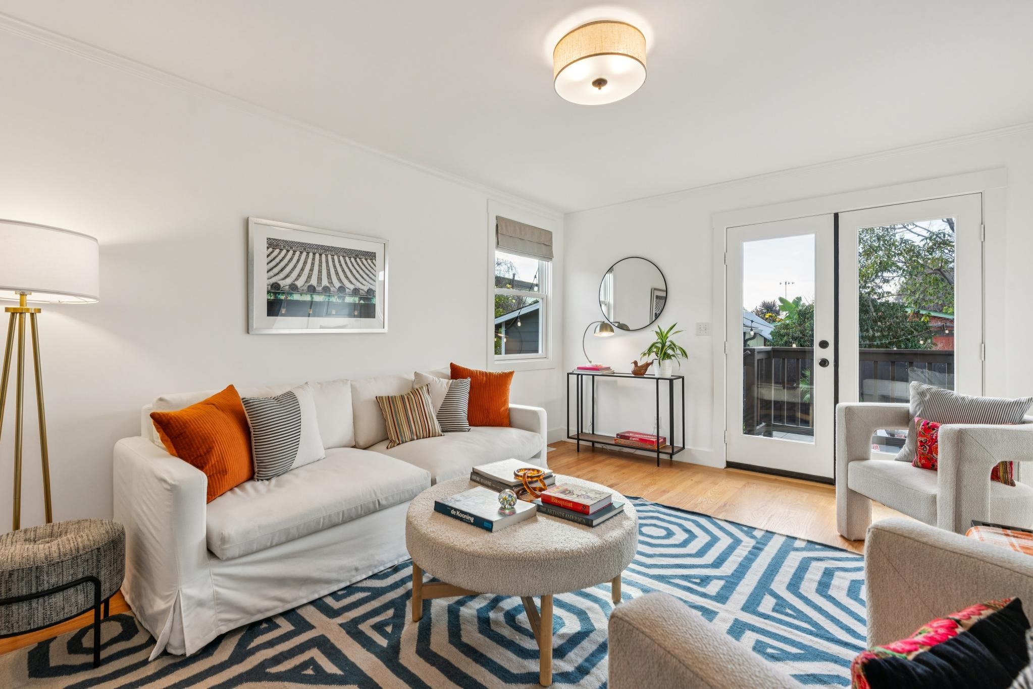 Detail Gallery Image 12 of 46 For 2728 Dohr Street, Berkeley,  CA 94702-2313 - 3 Beds | 2 Baths