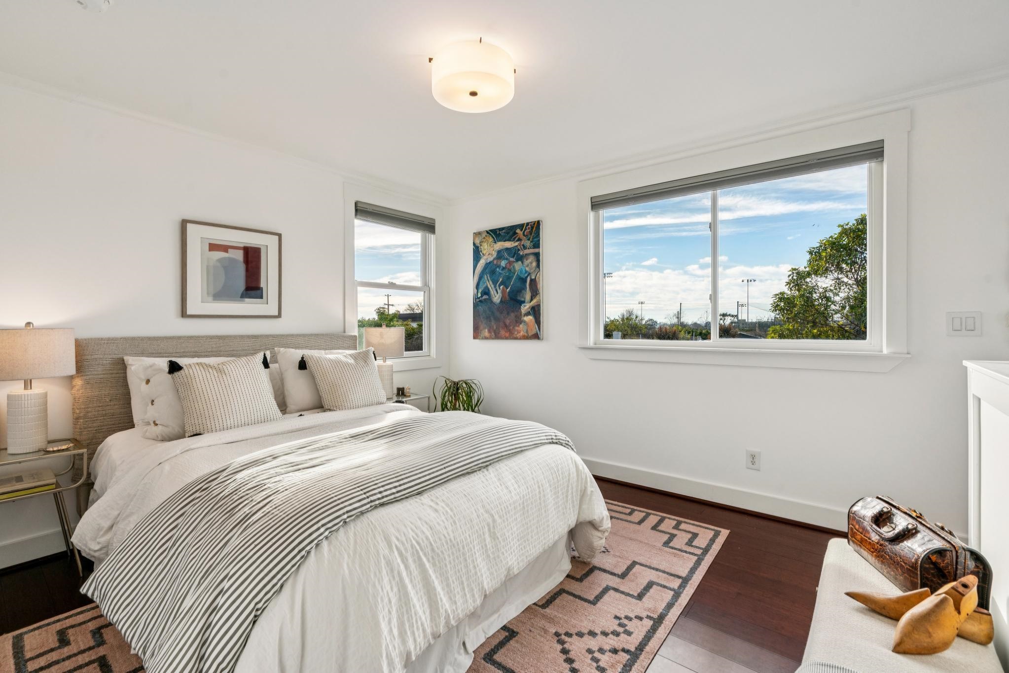 Detail Gallery Image 14 of 46 For 2728 Dohr Street, Berkeley,  CA 94702-2313 - 3 Beds | 2 Baths