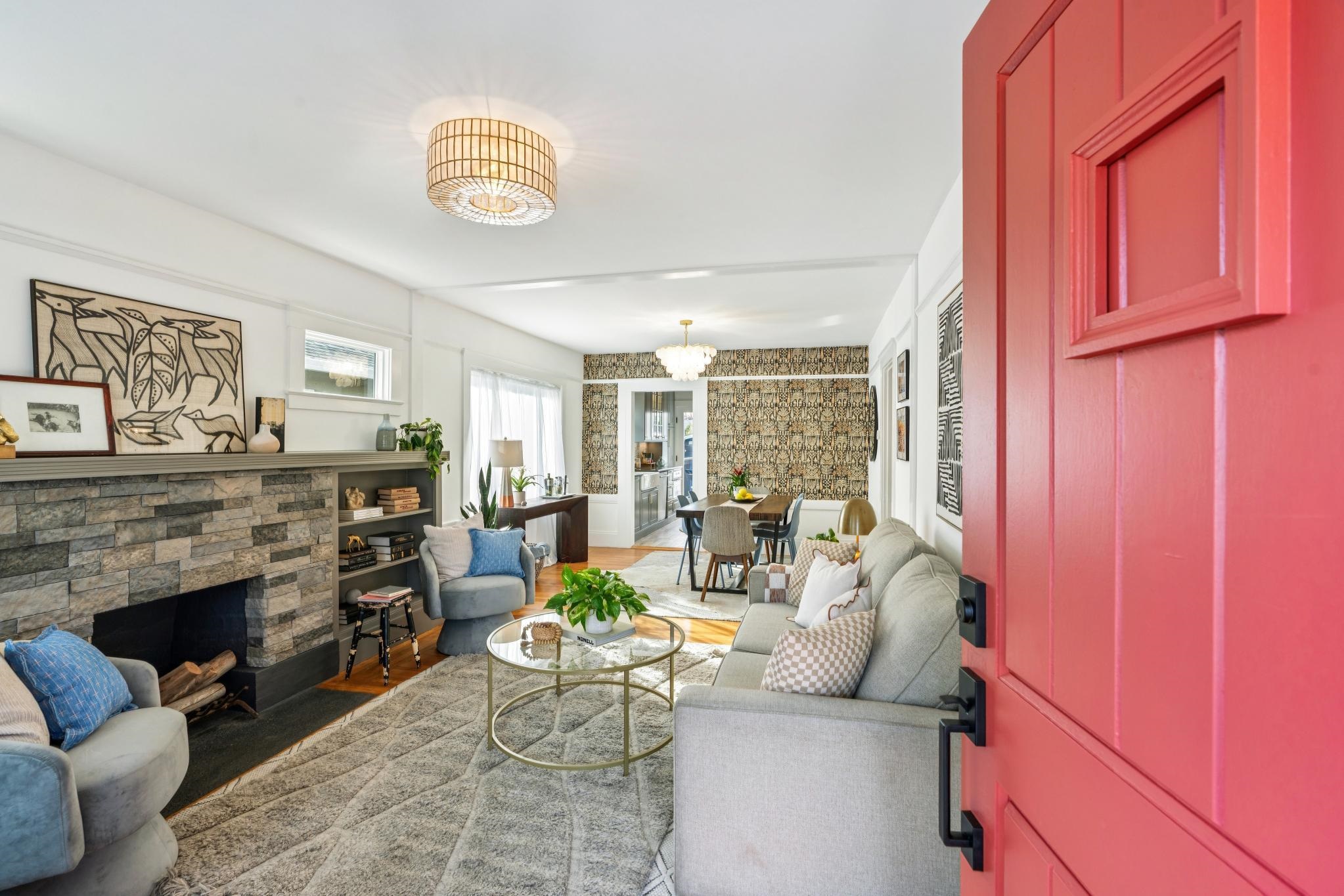 Detail Gallery Image 4 of 46 For 2728 Dohr Street, Berkeley,  CA 94702-2313 - 3 Beds | 2 Baths