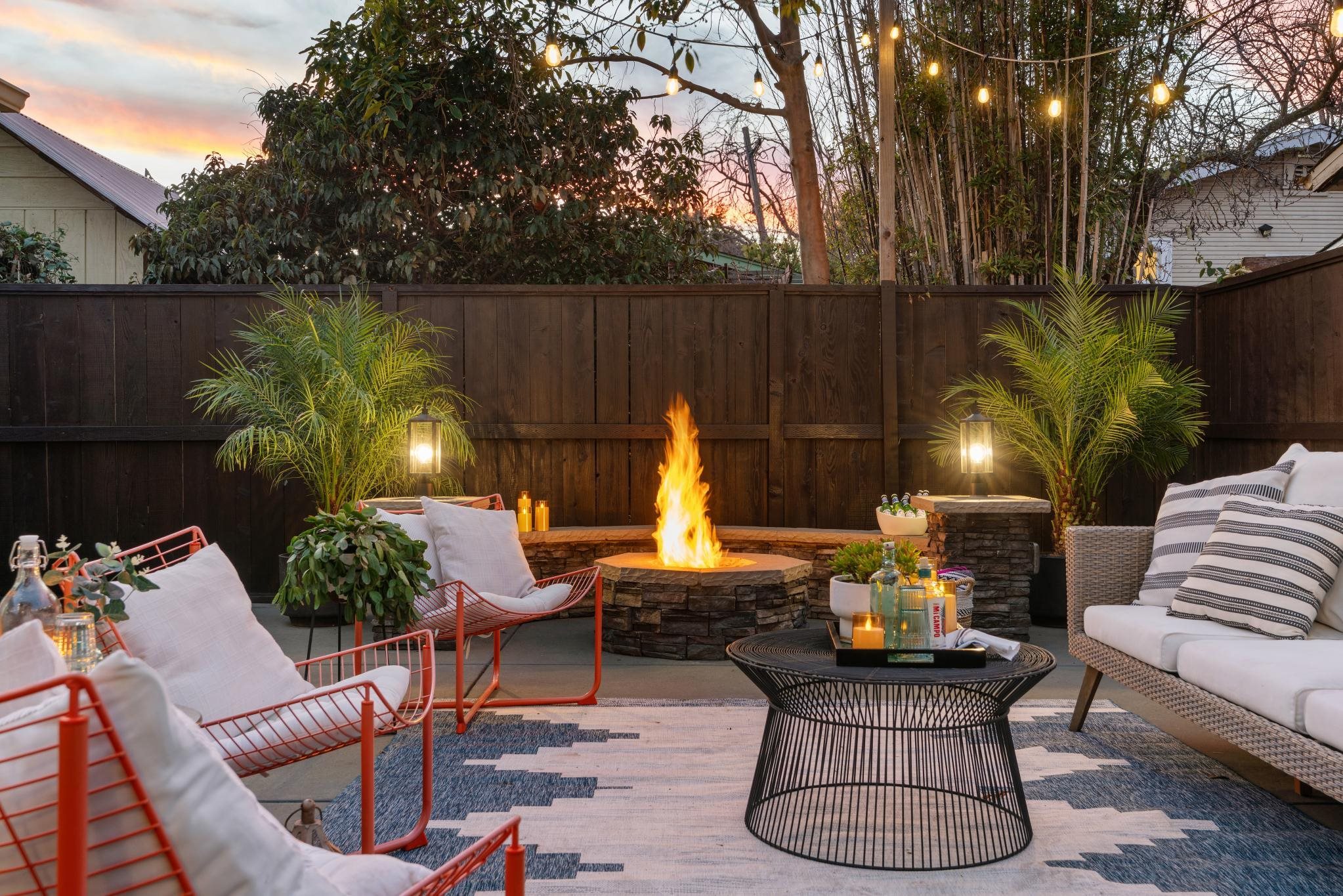 Detail Gallery Image 38 of 46 For 2728 Dohr Street, Berkeley,  CA 94702-2313 - 3 Beds | 2 Baths