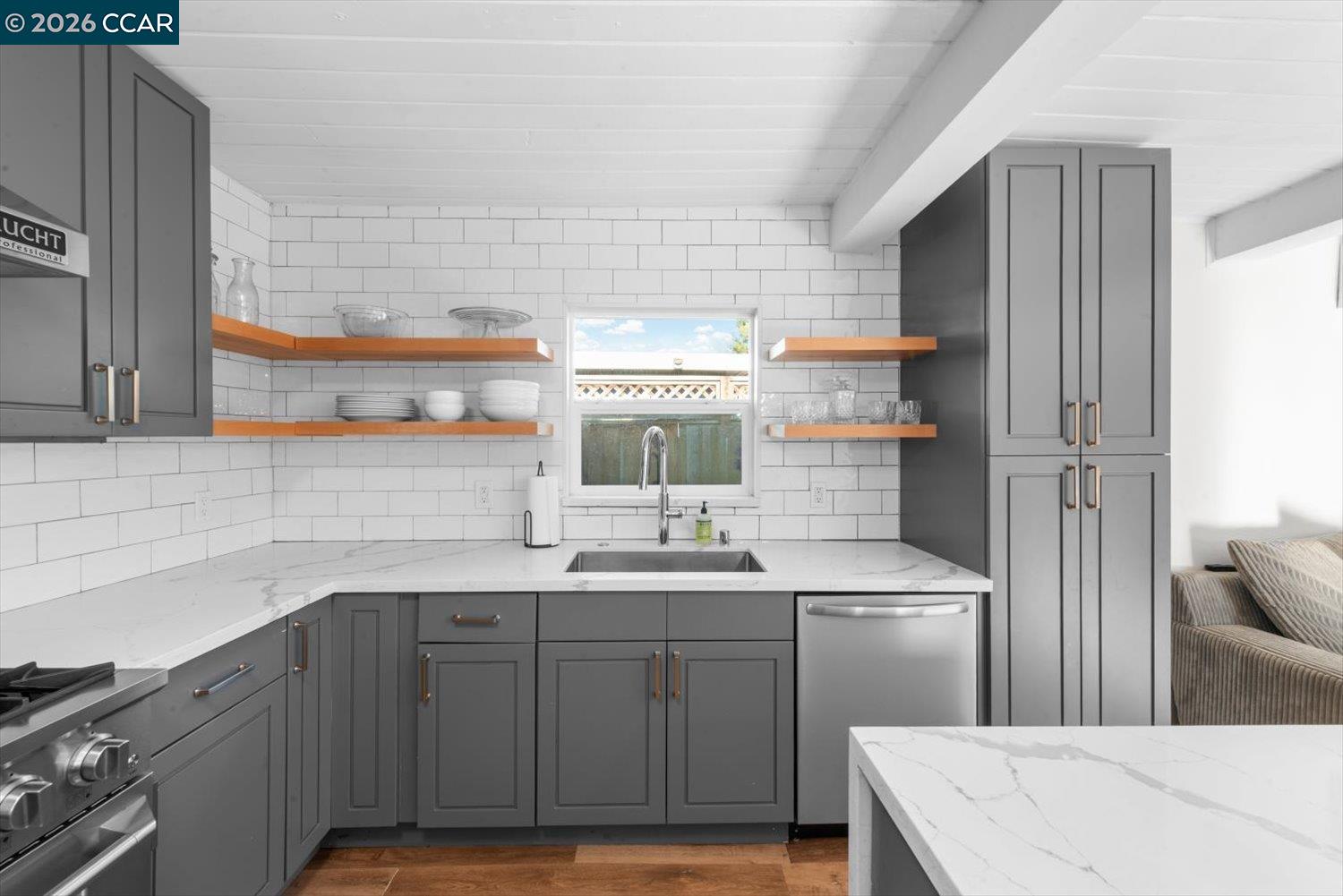 Detail Gallery Image 8 of 59 For 3114 Ameno Rd, Concord,  CA 94519 - 3 Beds | 1 Baths