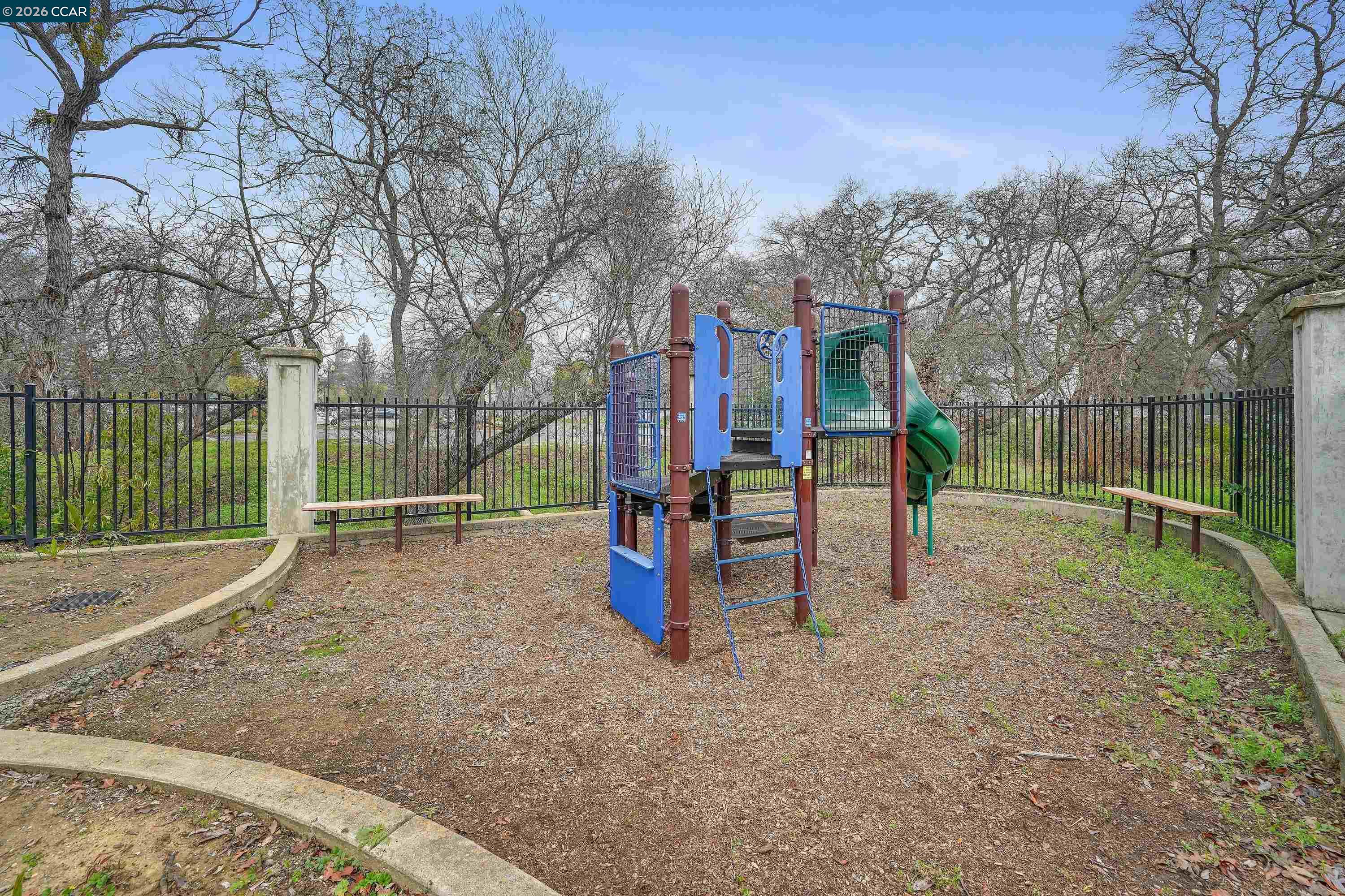 Detail Gallery Image 44 of 45 For 738 Marsh Pl, Fairfield,  CA 94533 - 3 Beds | 3 Baths