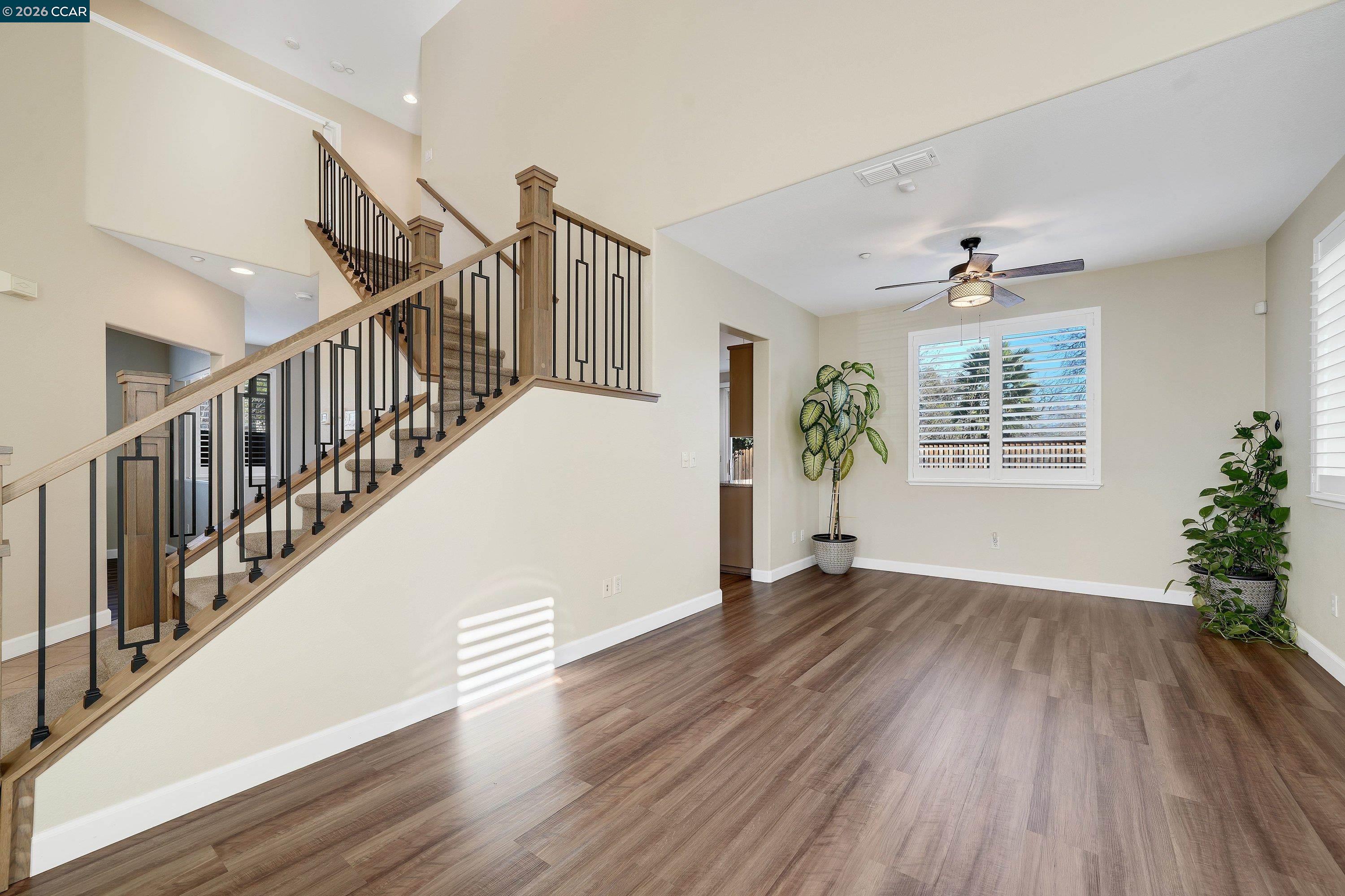 Detail Gallery Image 8 of 45 For 738 Marsh Pl, Fairfield,  CA 94533 - 3 Beds | 3 Baths