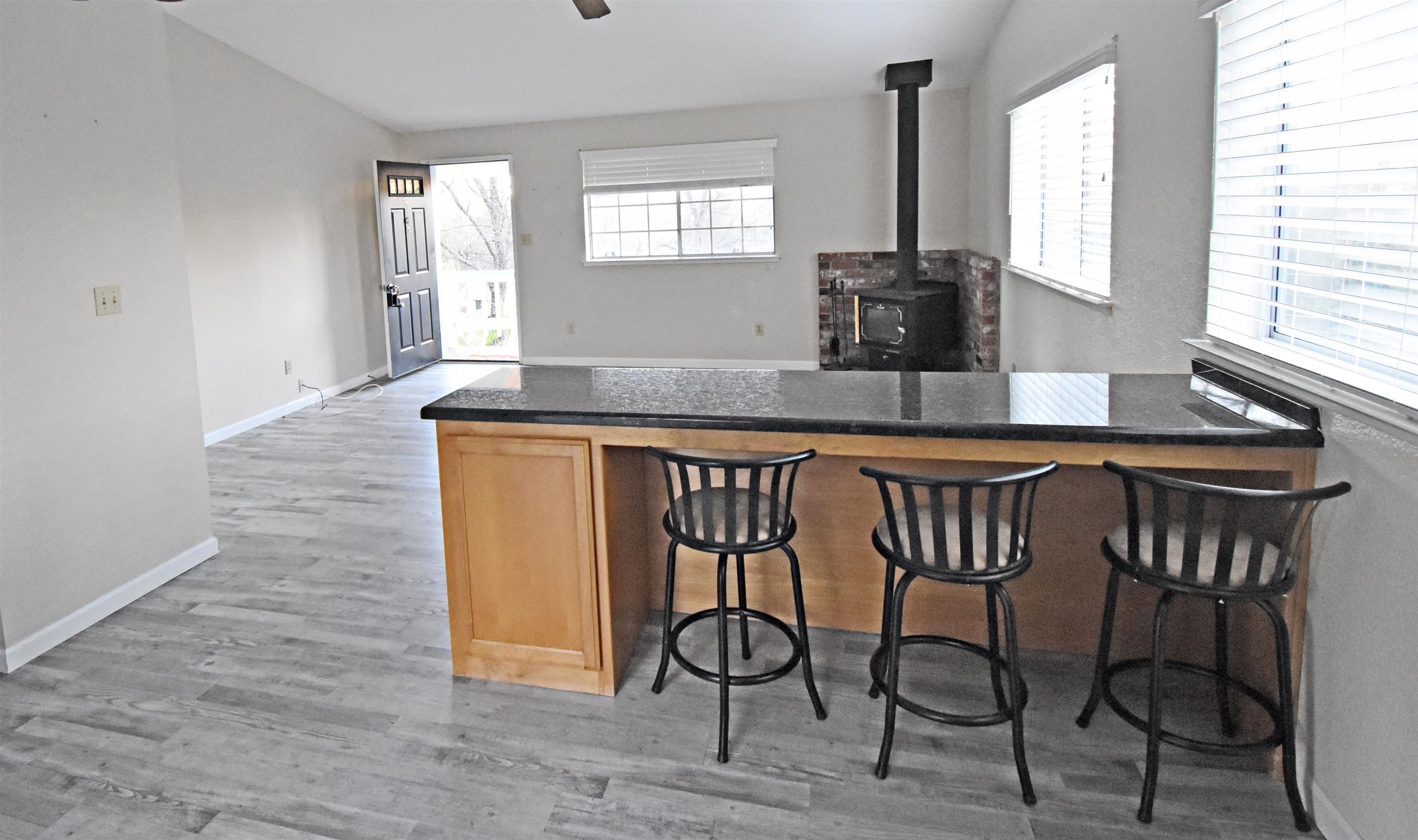 Detail Gallery Image 12 of 40 For 19283 James Circle, Groveland,  CA 95321 - 3 Beds | 2 Baths