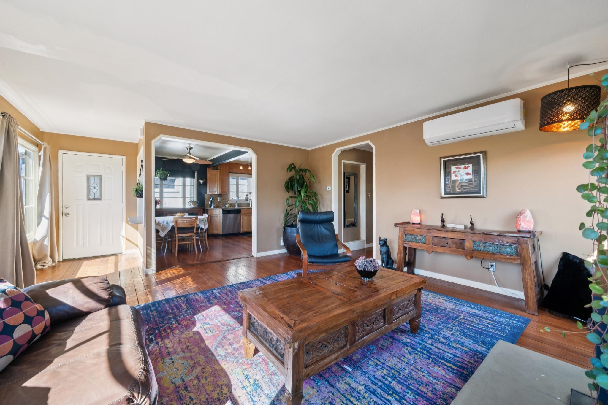 Detail Gallery Image 12 of 52 For 10768 Sheldon St, Oakland,  CA 94605 - 3 Beds | 2 Baths