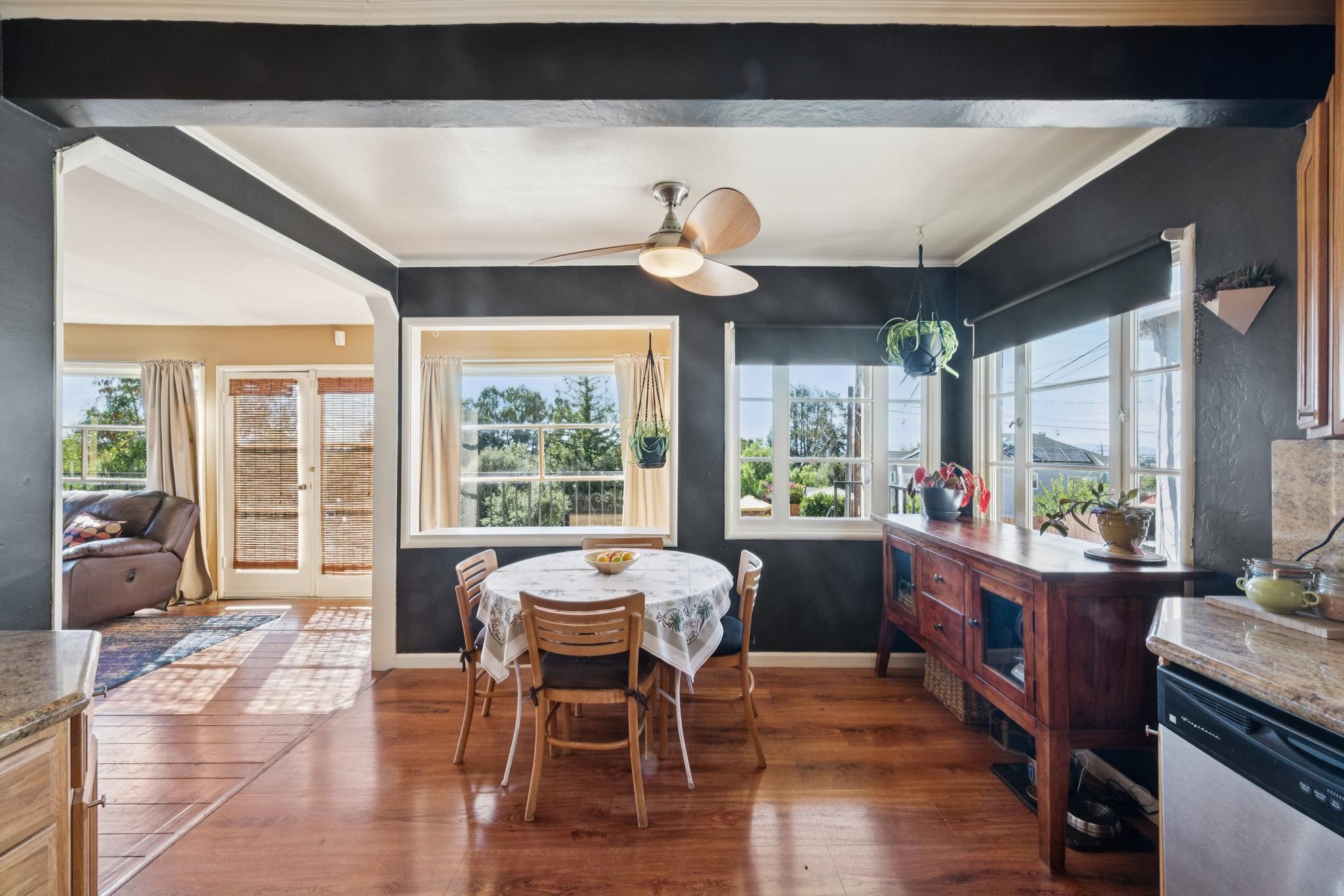 Detail Gallery Image 18 of 52 For 10768 Sheldon St, Oakland,  CA 94605 - 3 Beds | 2 Baths